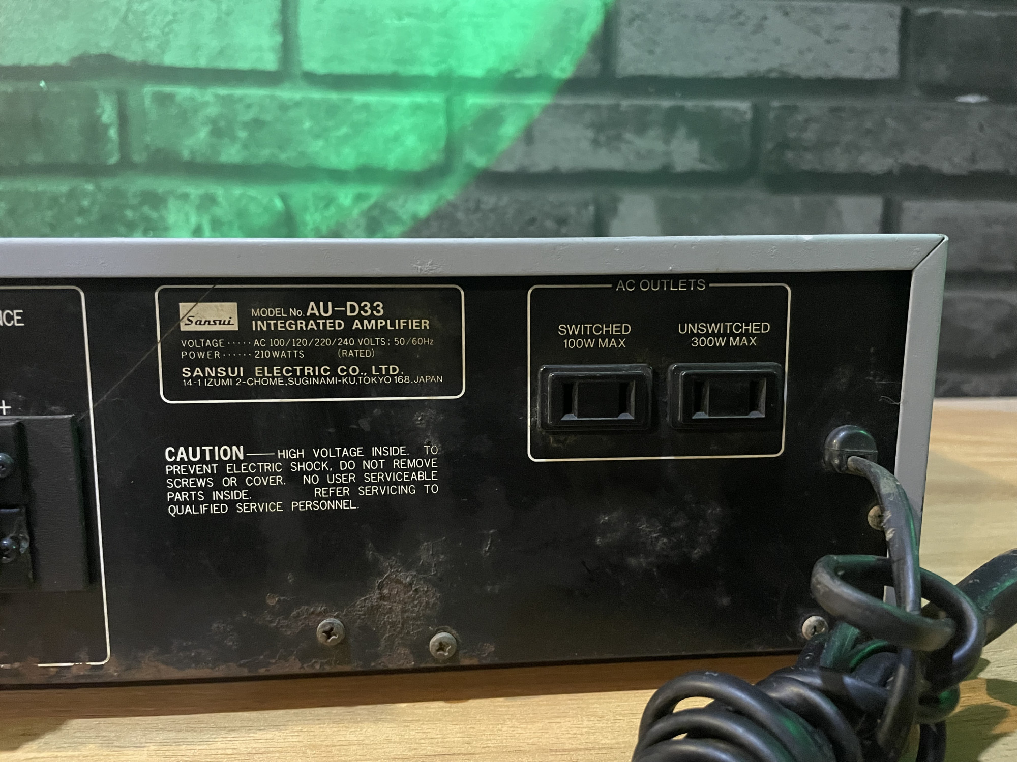 Sansui AU-D33