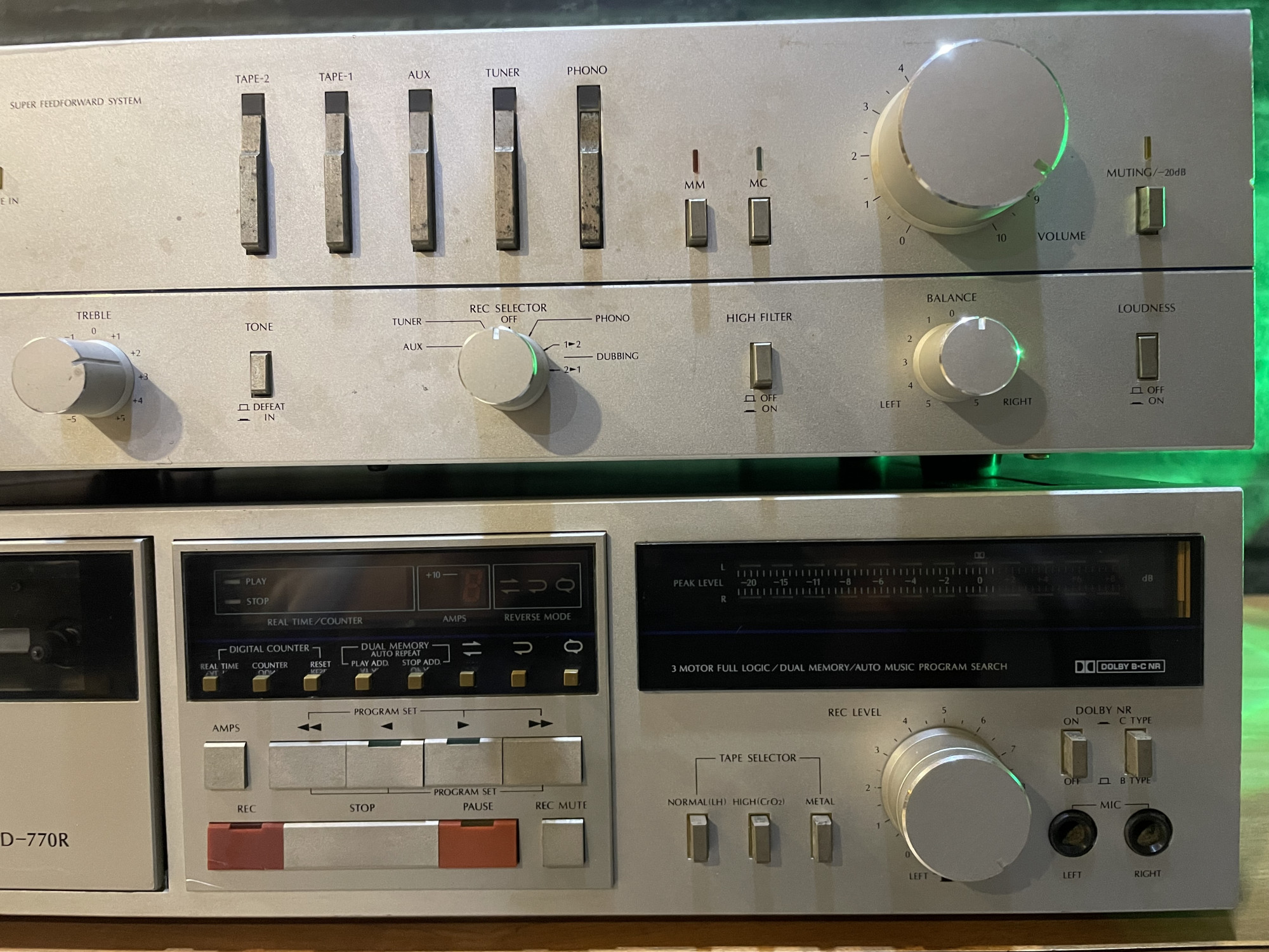 Sansui D-33Sansui D-770R