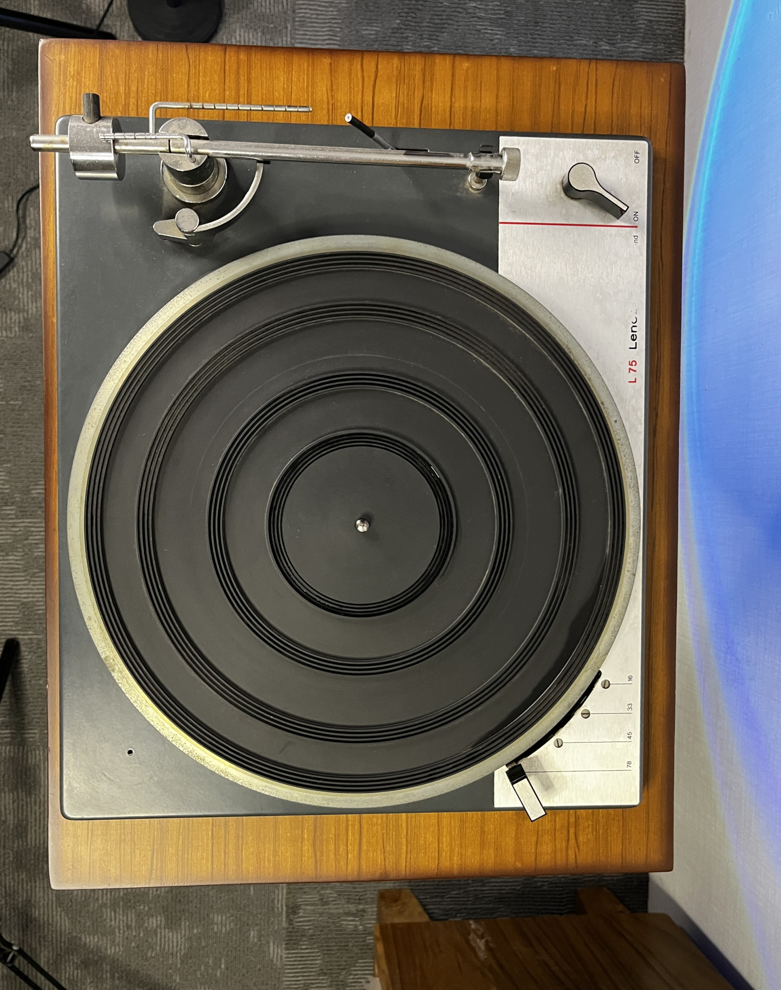 Lenco L75 turntable