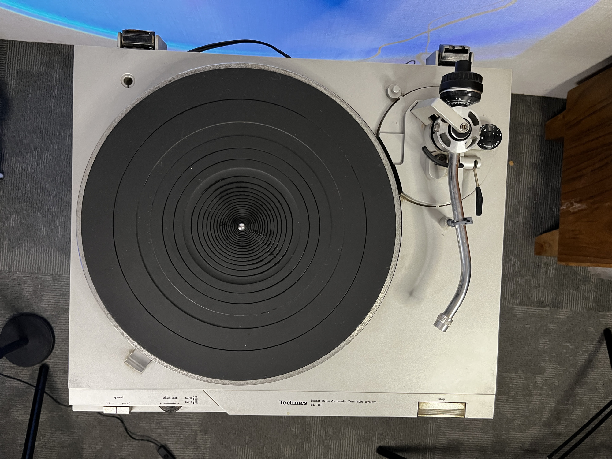 Technics SL- D2 direct drive automatic turntable system