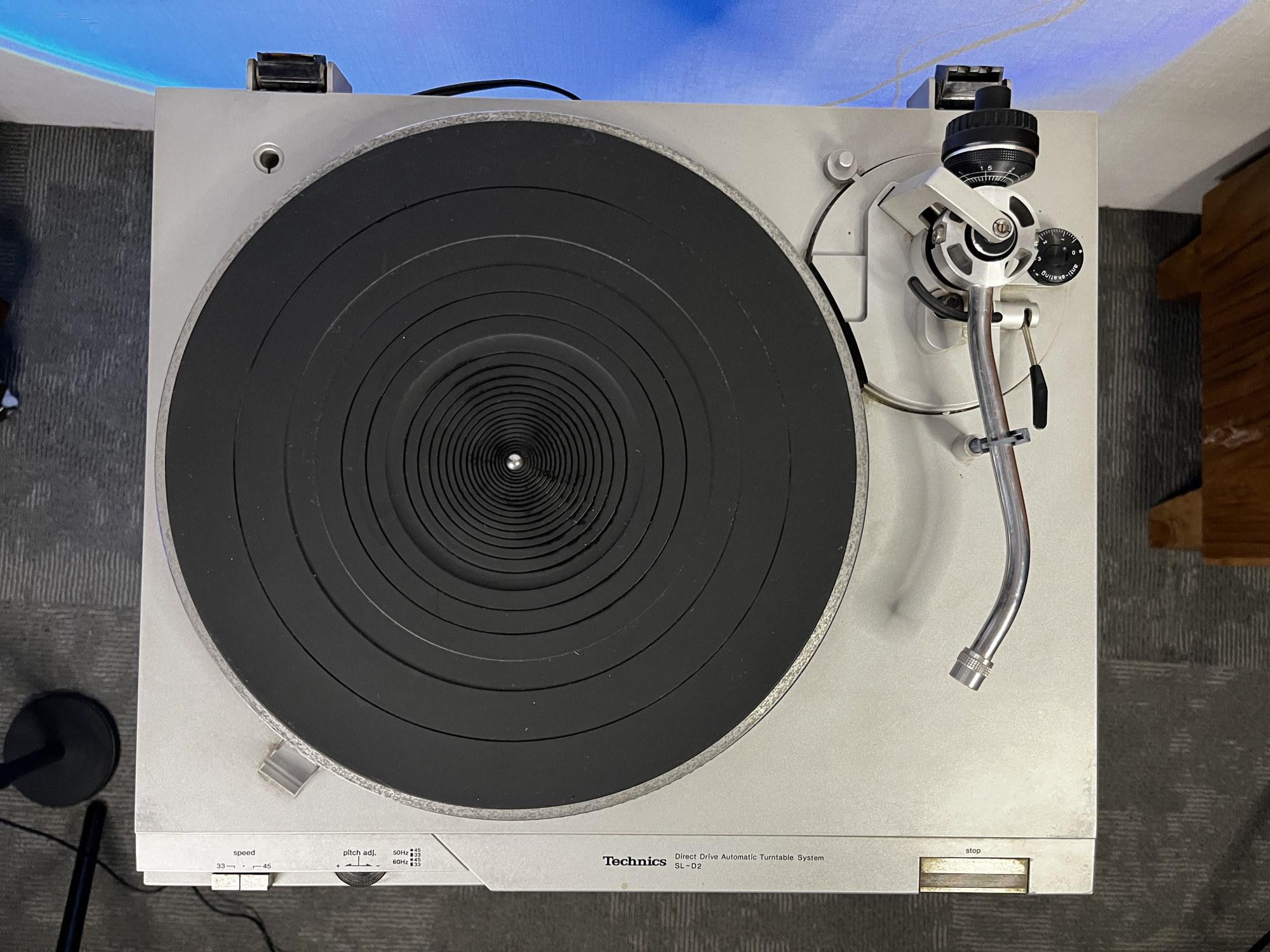 Technics SL- D2 direct drive automatic turntable system