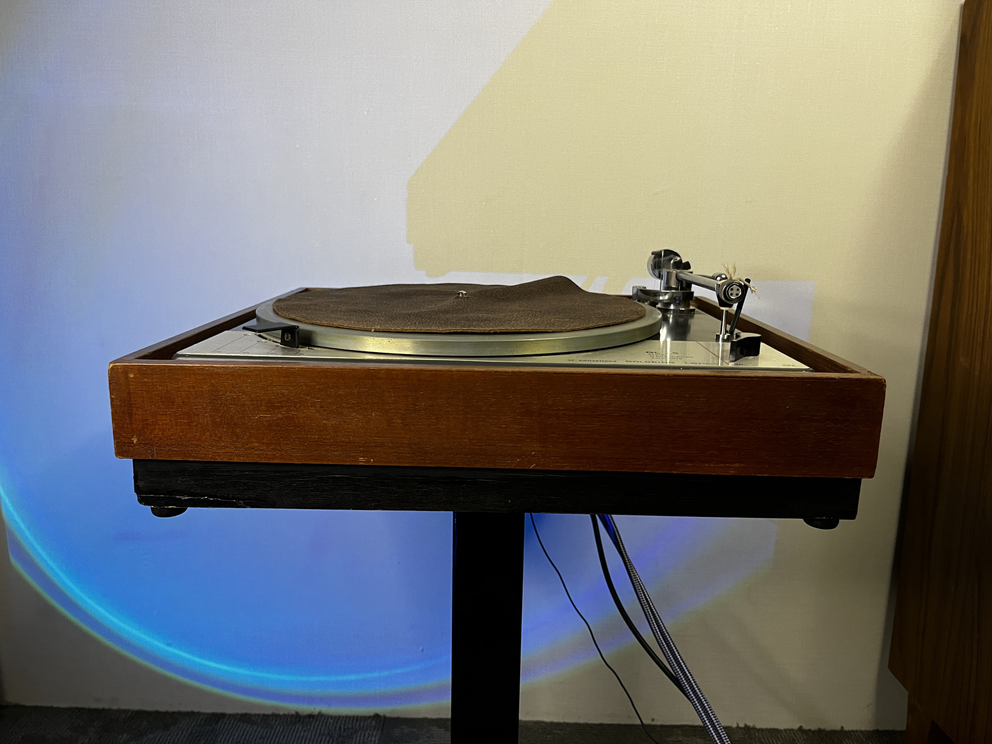 Goldring-Lenco GL75 Turntable