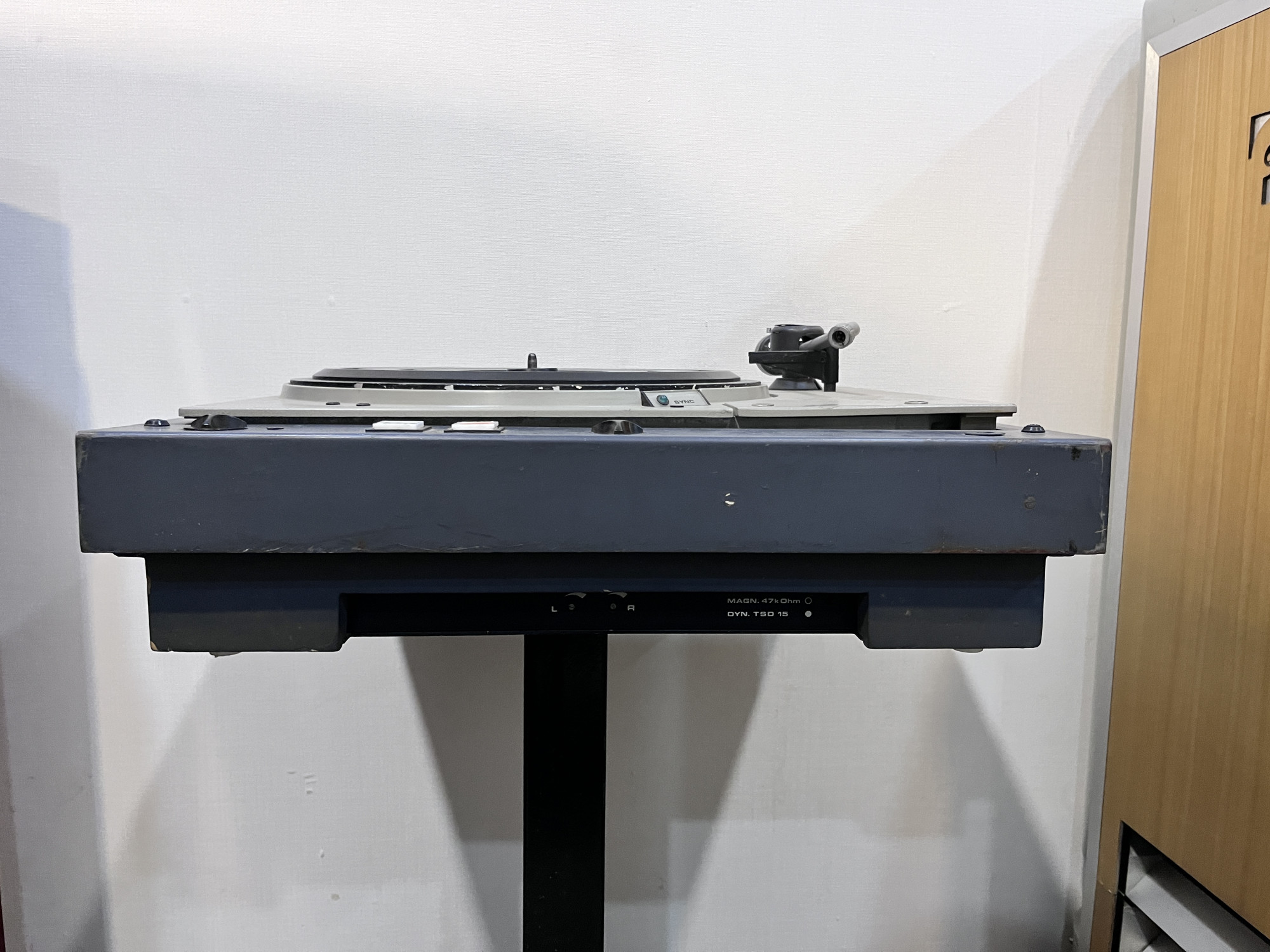 Meltron EMT 938 turntable