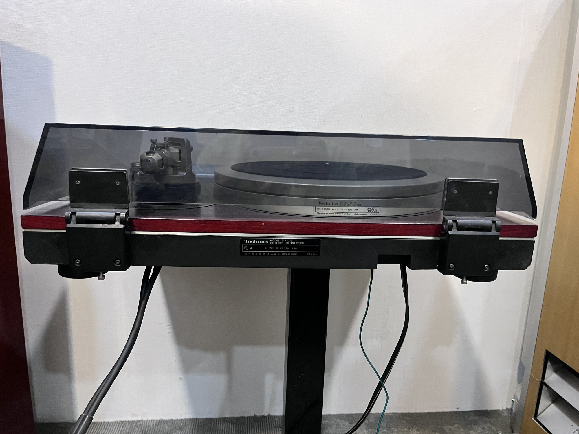 Technics Quartz SP-15 direct drive turntable