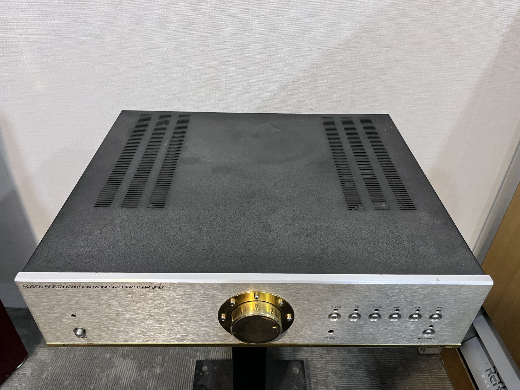 Musical Fidelity A300 mono integrated amplifier