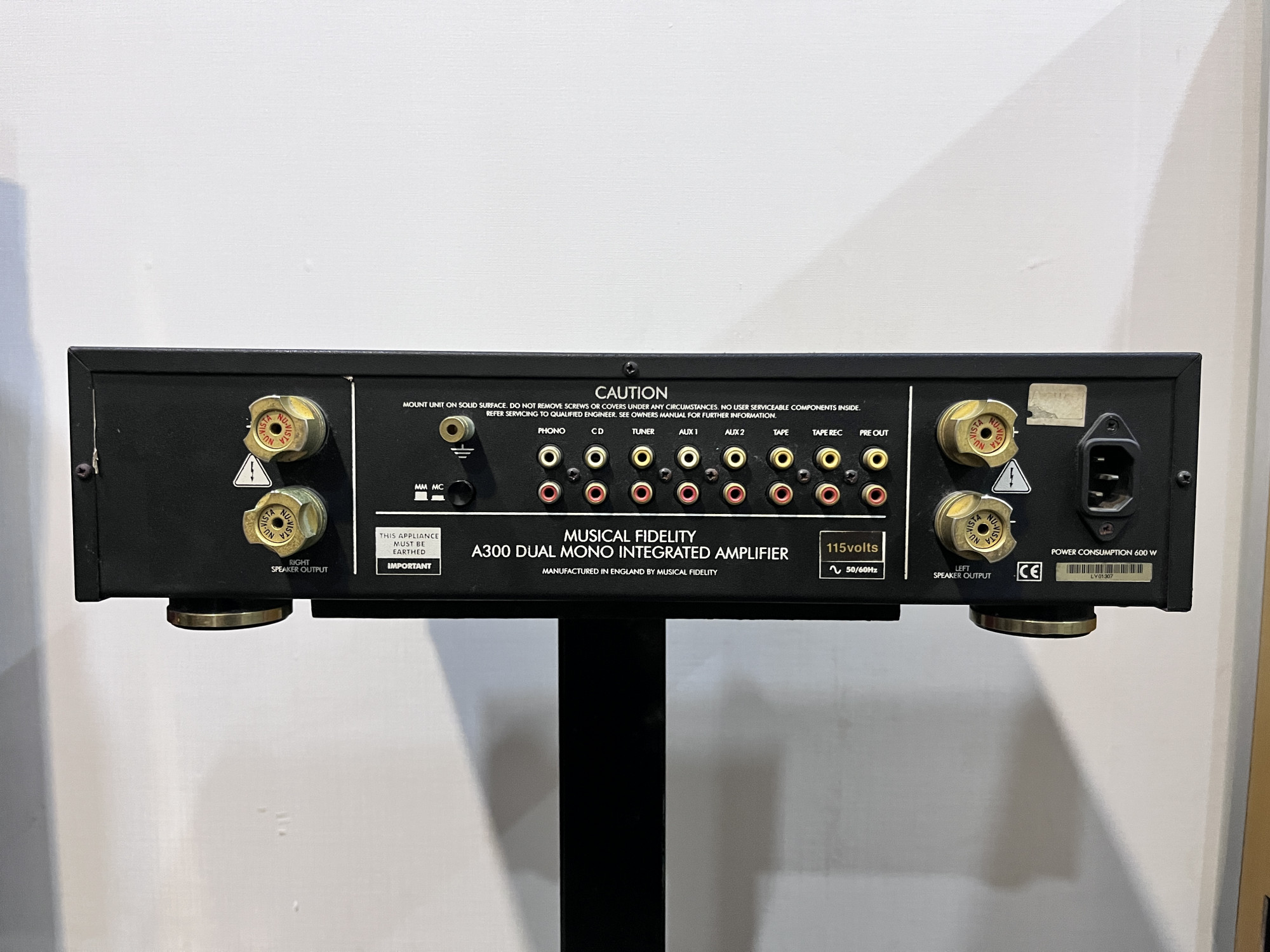 Musical Fidelity A300 mono integrated amplifier
