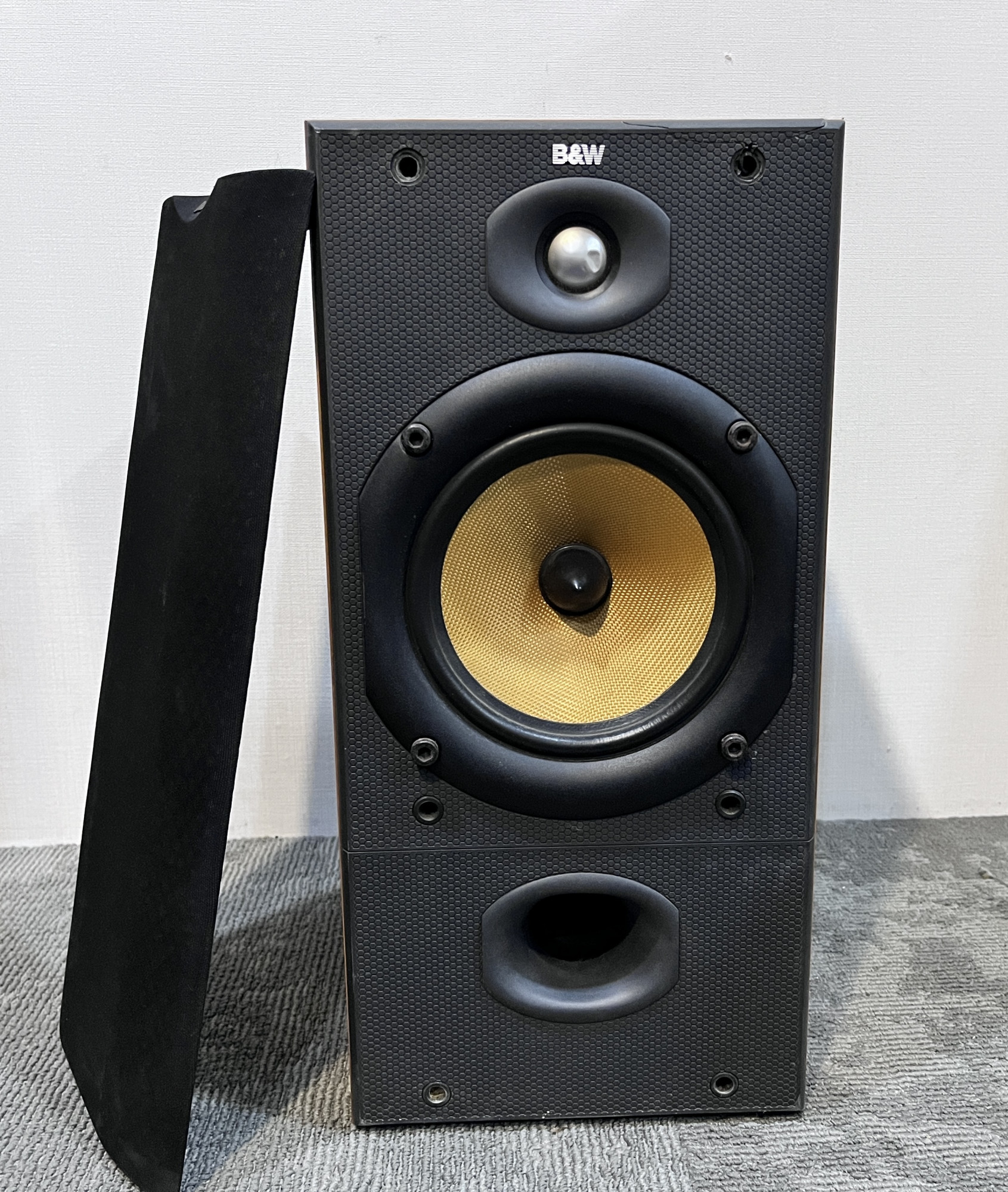 BW DM602 S2 speakers