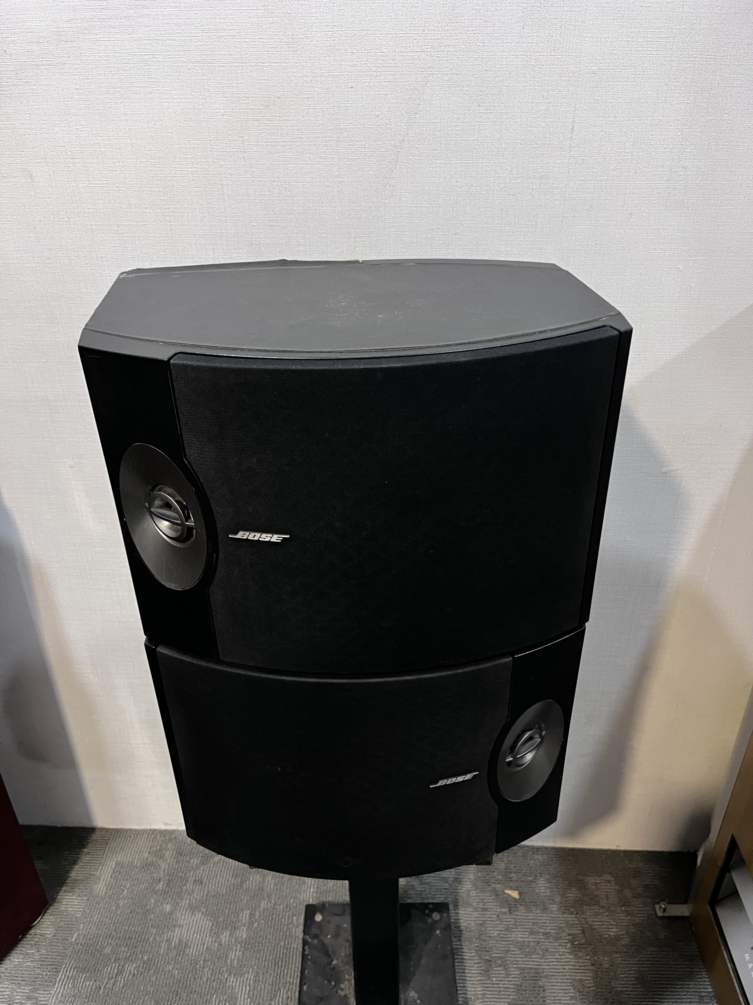 Bose 301 Series V Direct/Reflecting® Loudspeakers Bose 301 Series V Direct/Reflecting® Loudspeakers