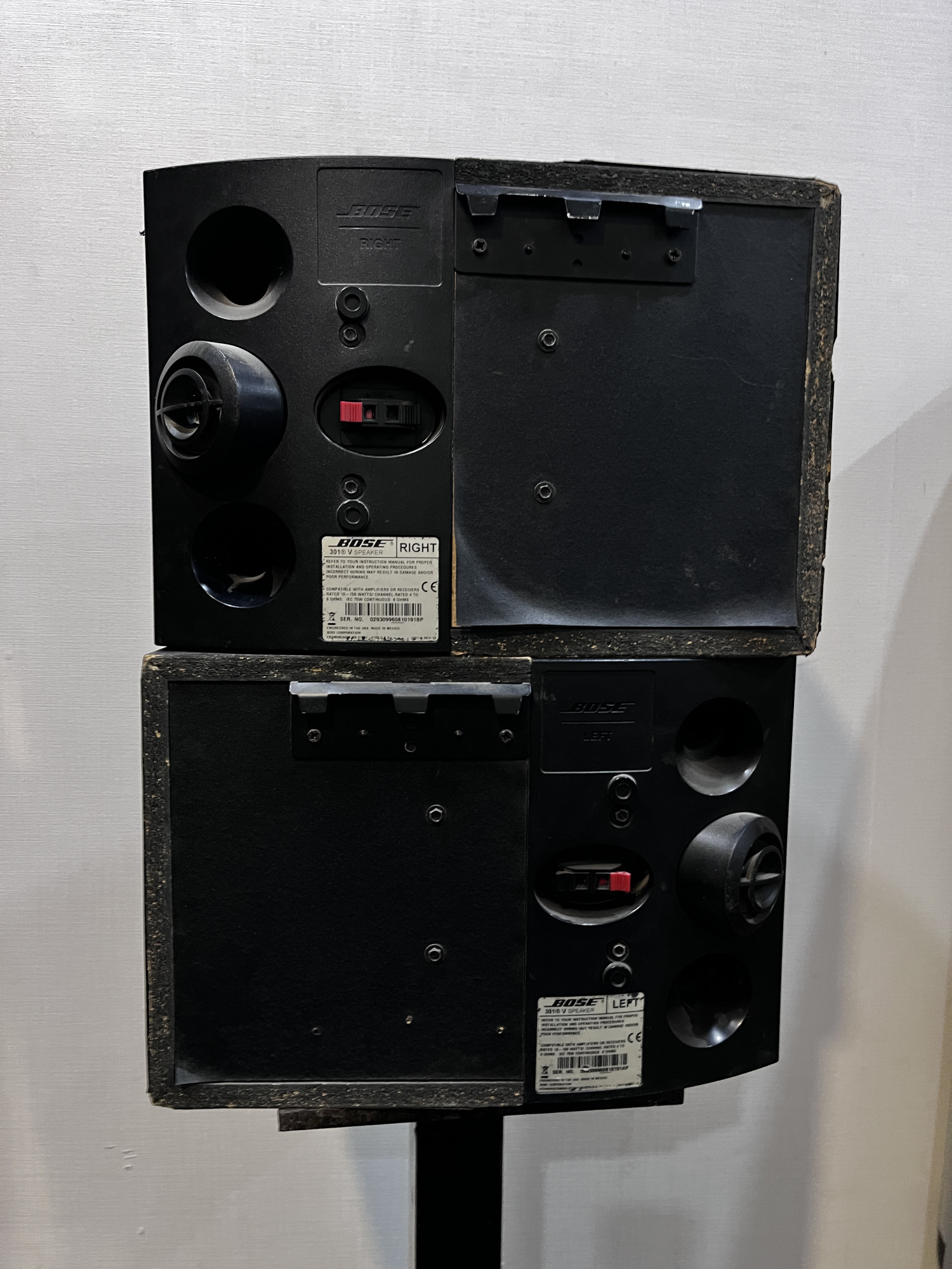 Bose 301 Series V Direct/Reflecting® Loudspeakers Bose 301 Series V Direct/Reflecting® Loudspeakers
