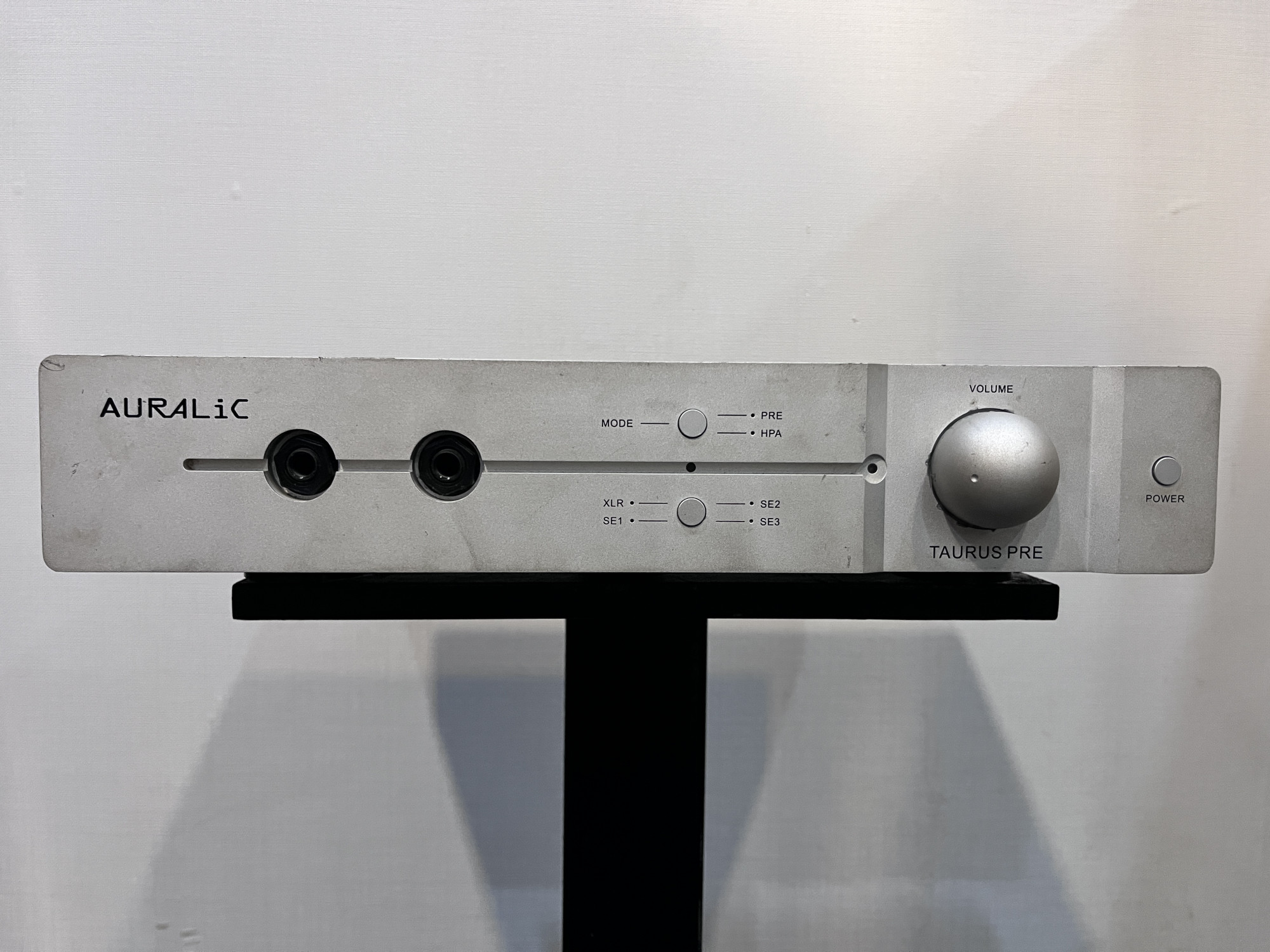 Auralic taurus pre balance line stage pre amplifier