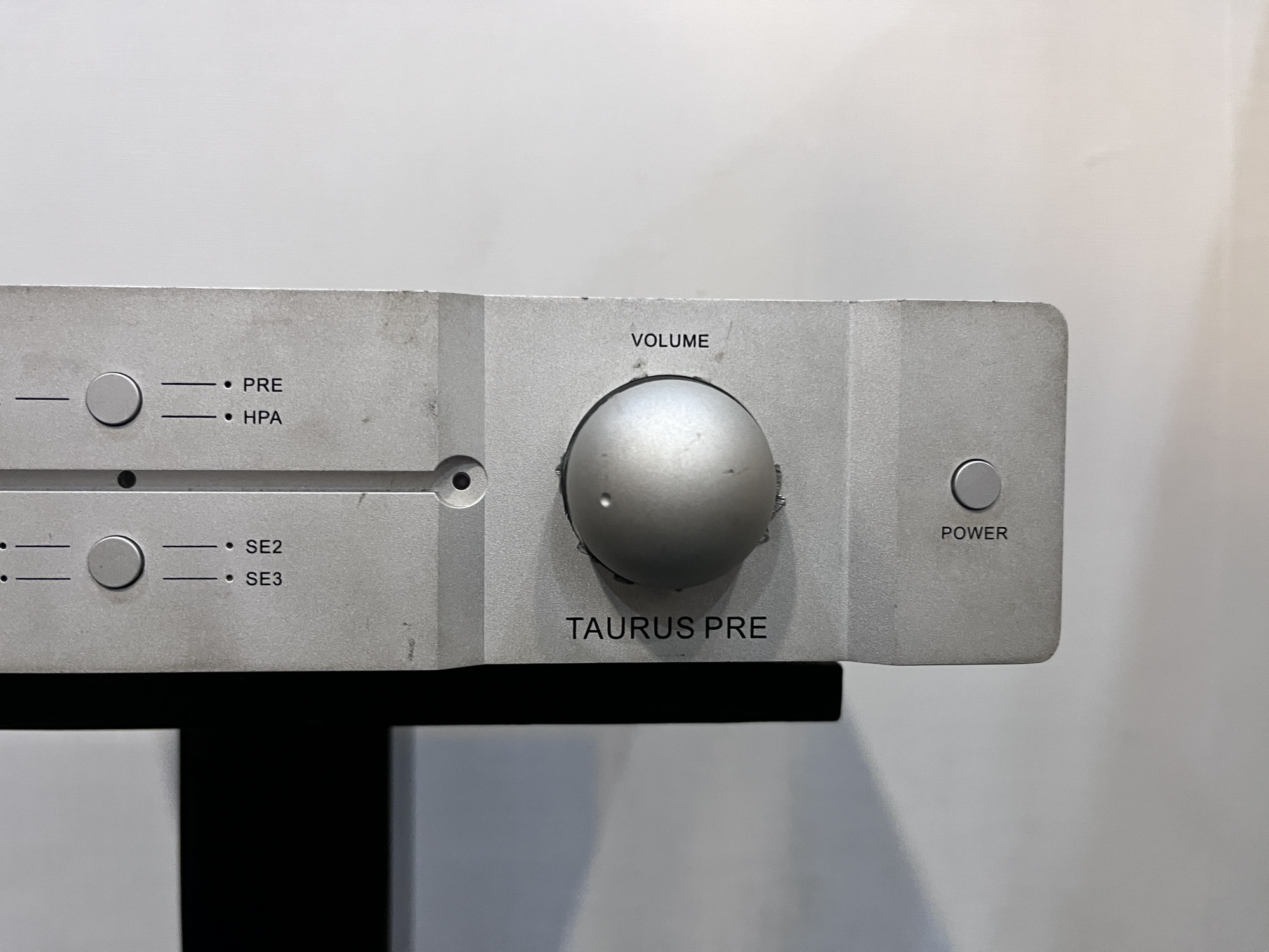 Auralic taurus pre balance line stage pre amplifier
