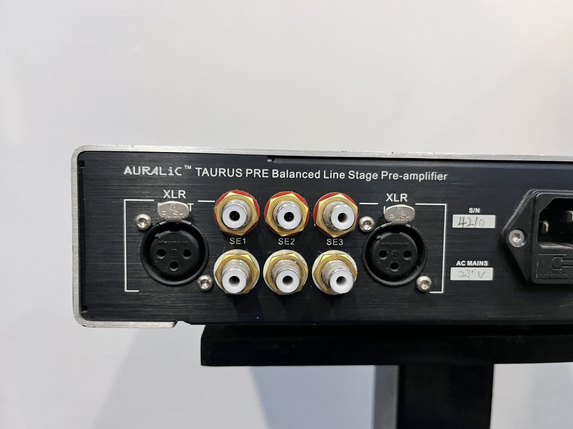 Auralic taurus pre balance line stage pre amplifier