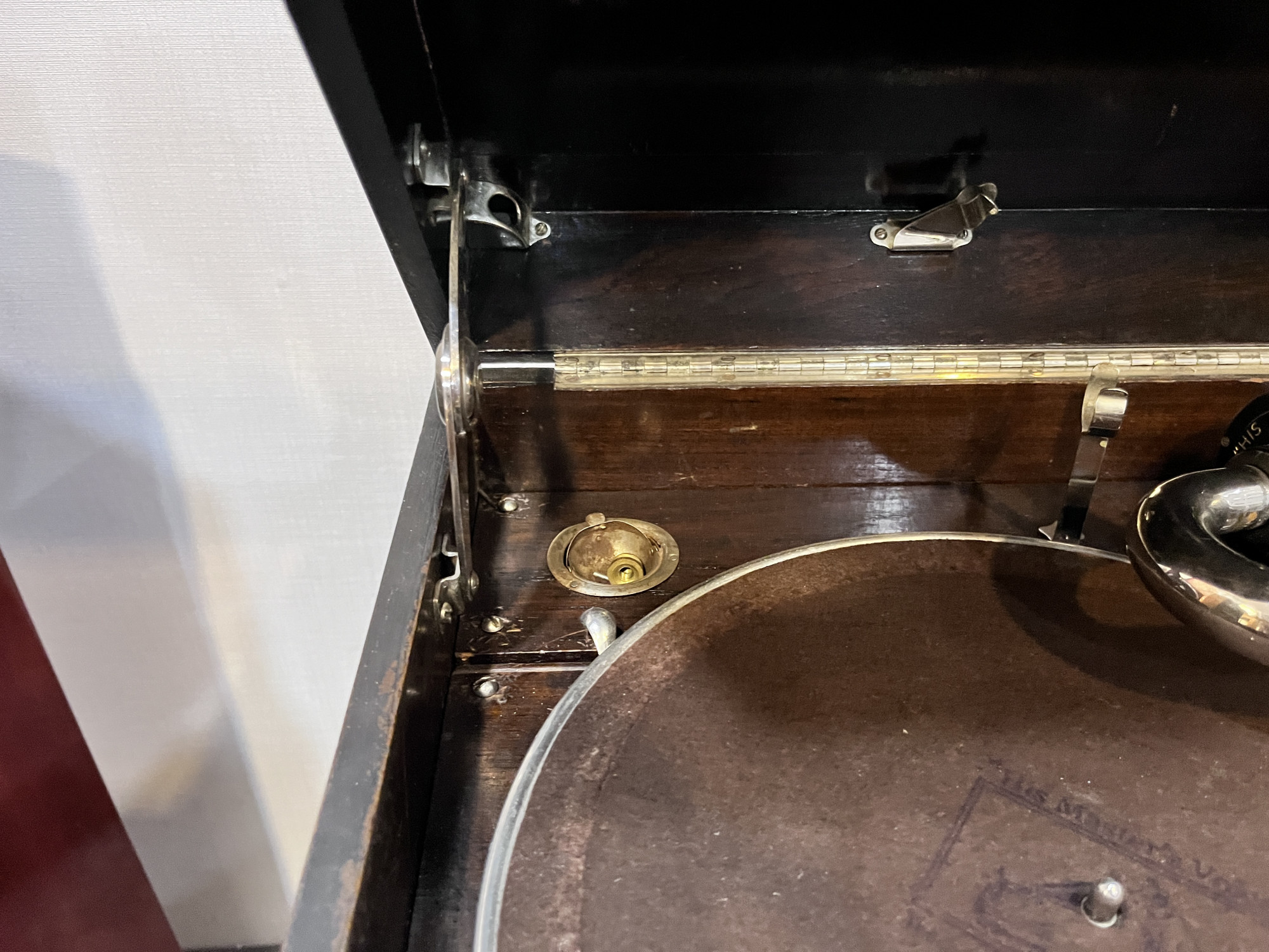 His masters voice - the gramophone company L th