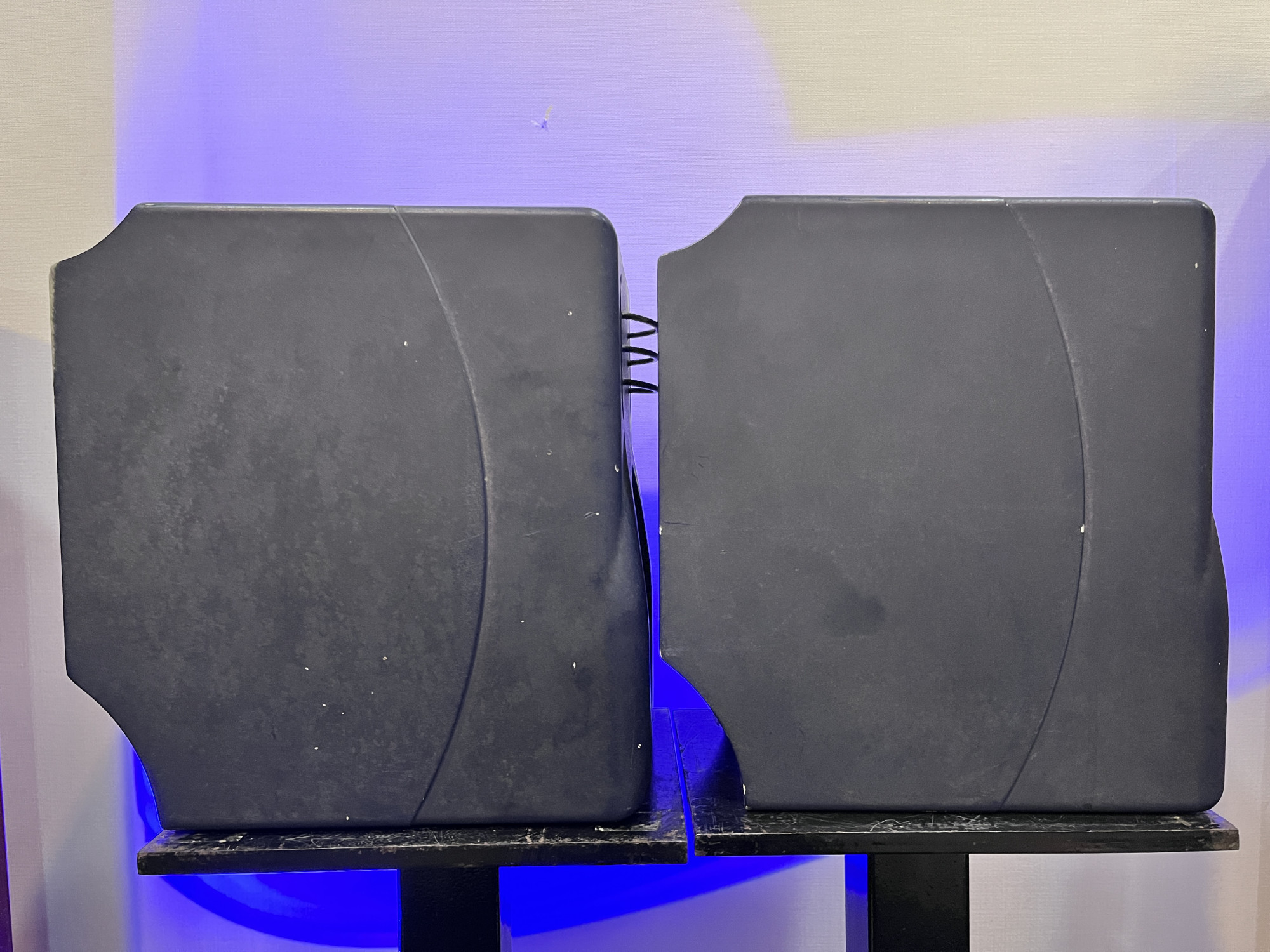 Quested F11 2 way active Monitor Speaker