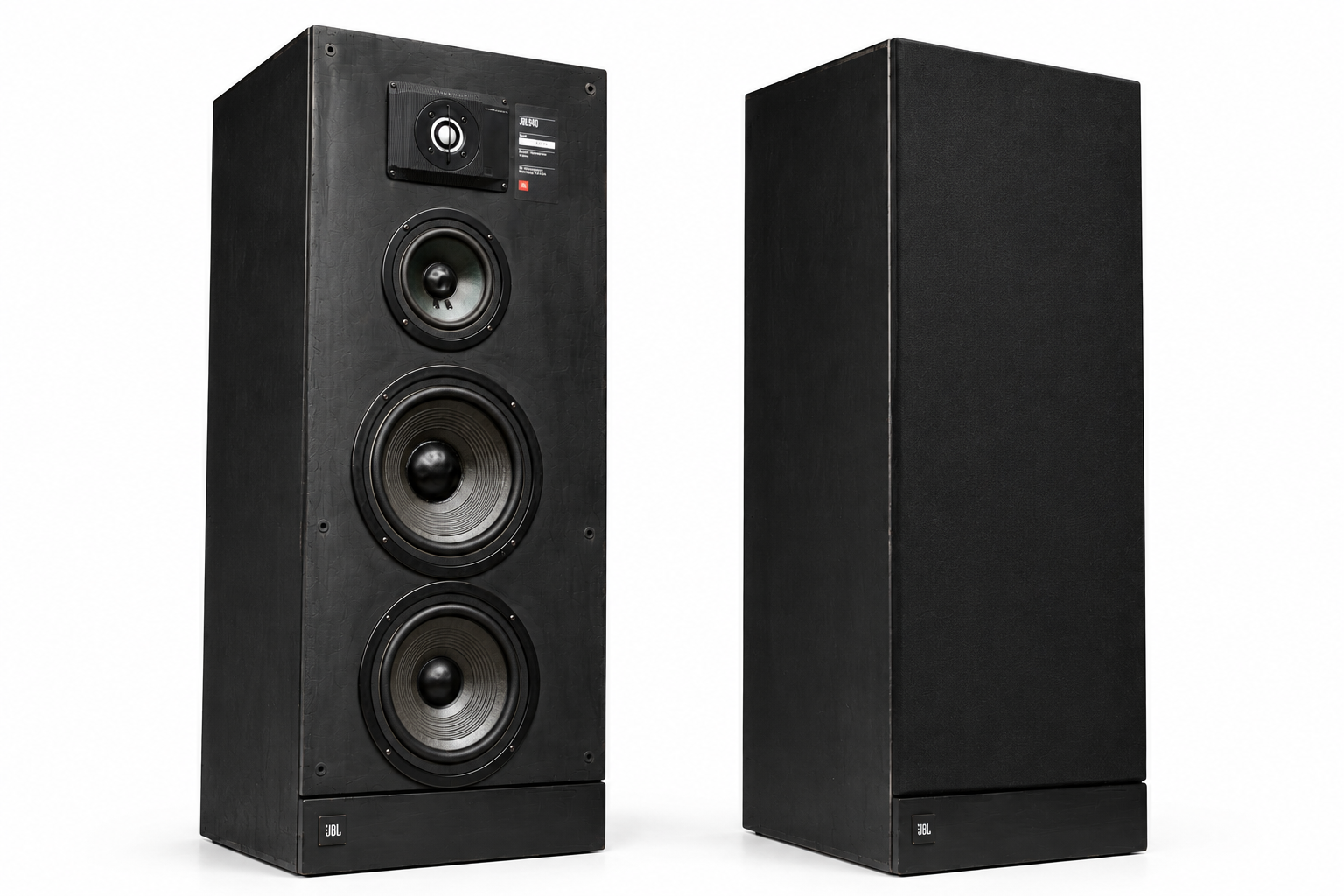 JBL 940 Floorstanding Loudspeakers