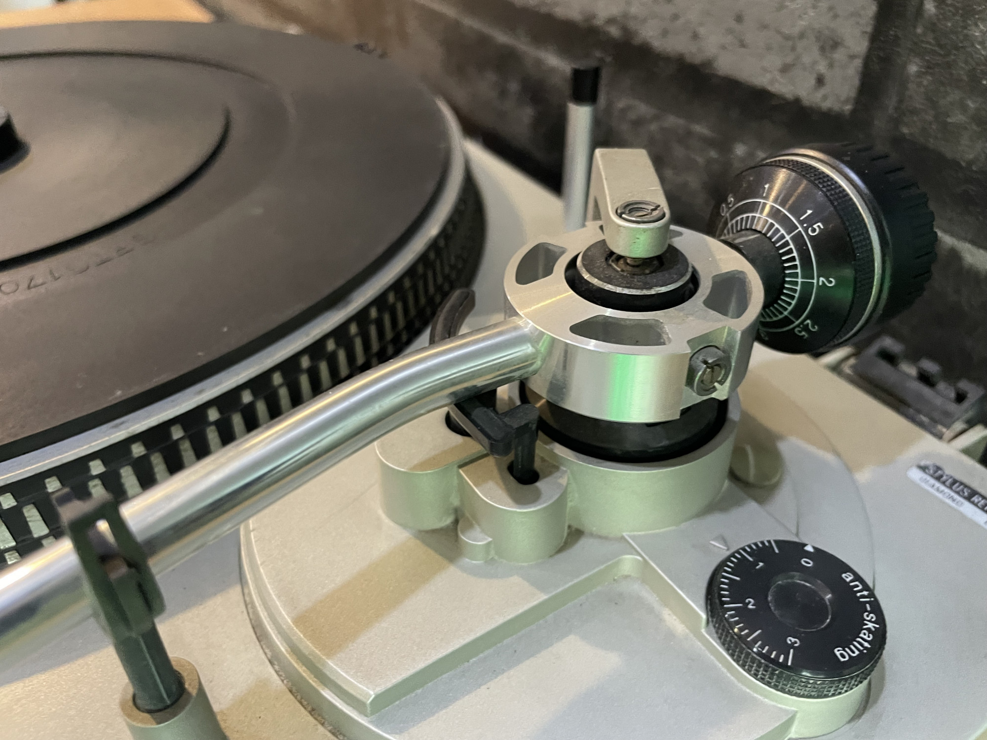 Technics SL-D33