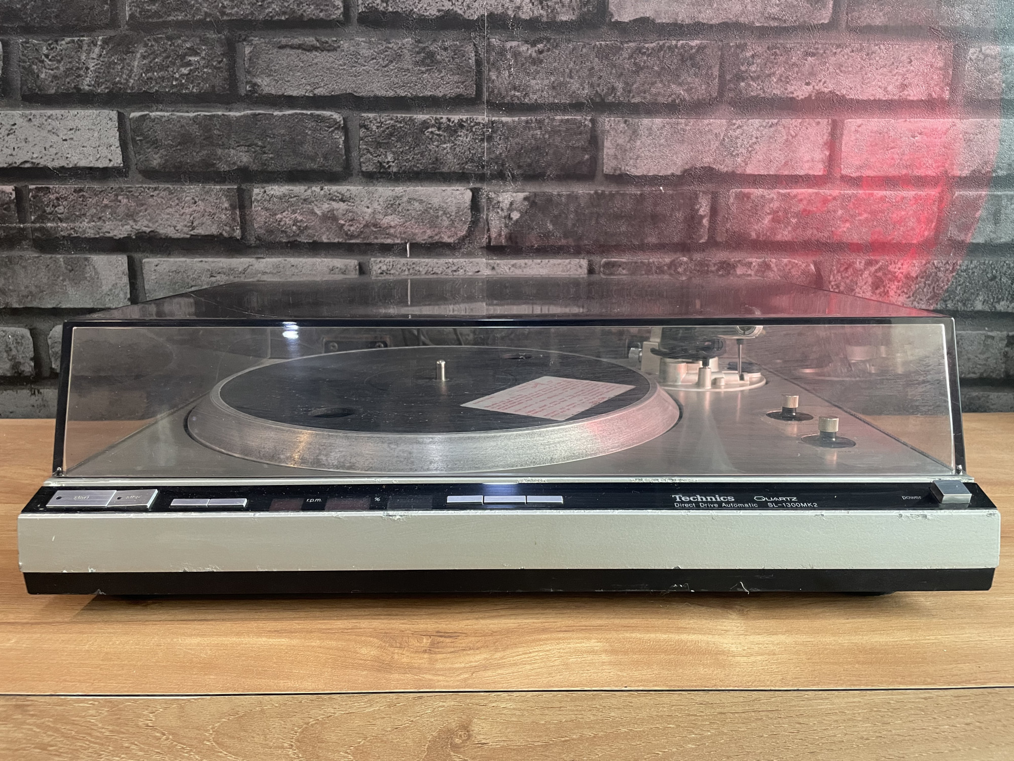 Technics SL-1300MK2