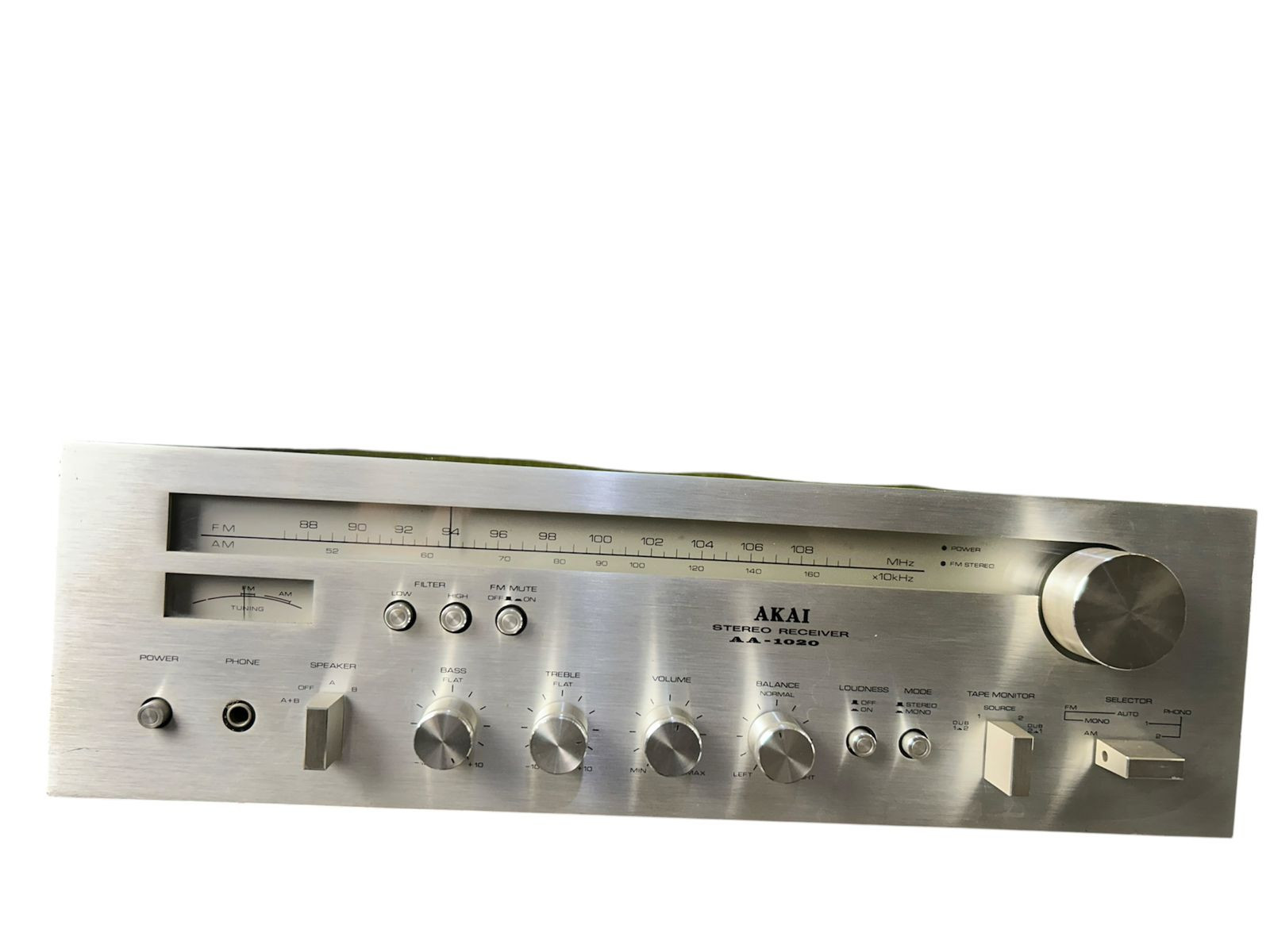Akai AA-1020 Stereo Receiver