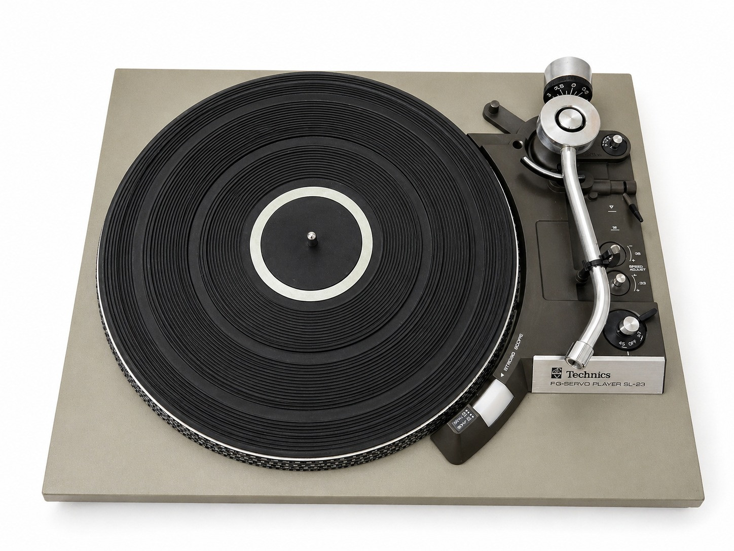 Technics SL-23 Belt-Drive Turntable