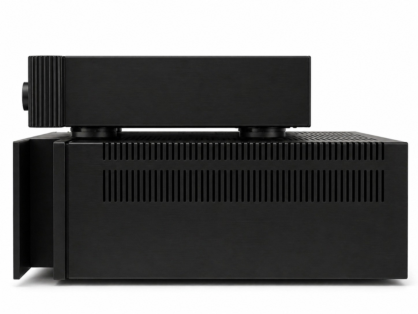 Rotel RC-970BX Stereo Control Amplifier Preamplifier Bottom Unit Rotel RB-1080 Power Amplifier