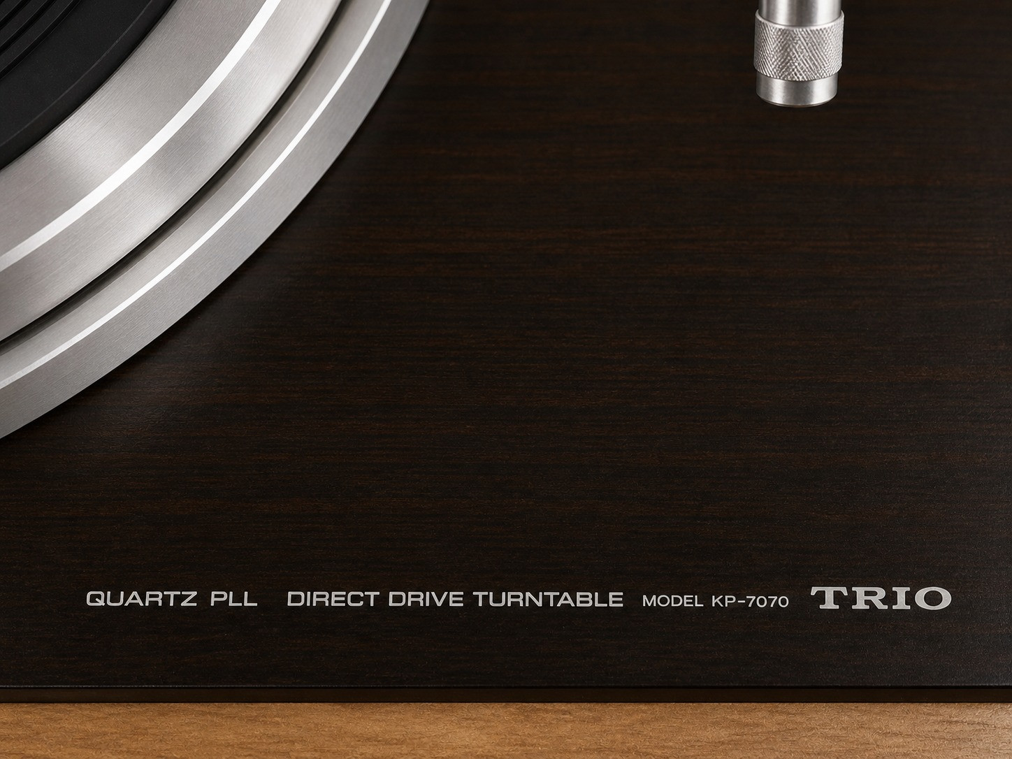 Trio KP-7070 Quartz PLL Direct Drive Turntable
