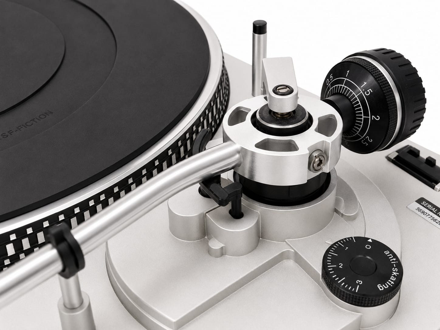 Technics SL-D33 Turntable