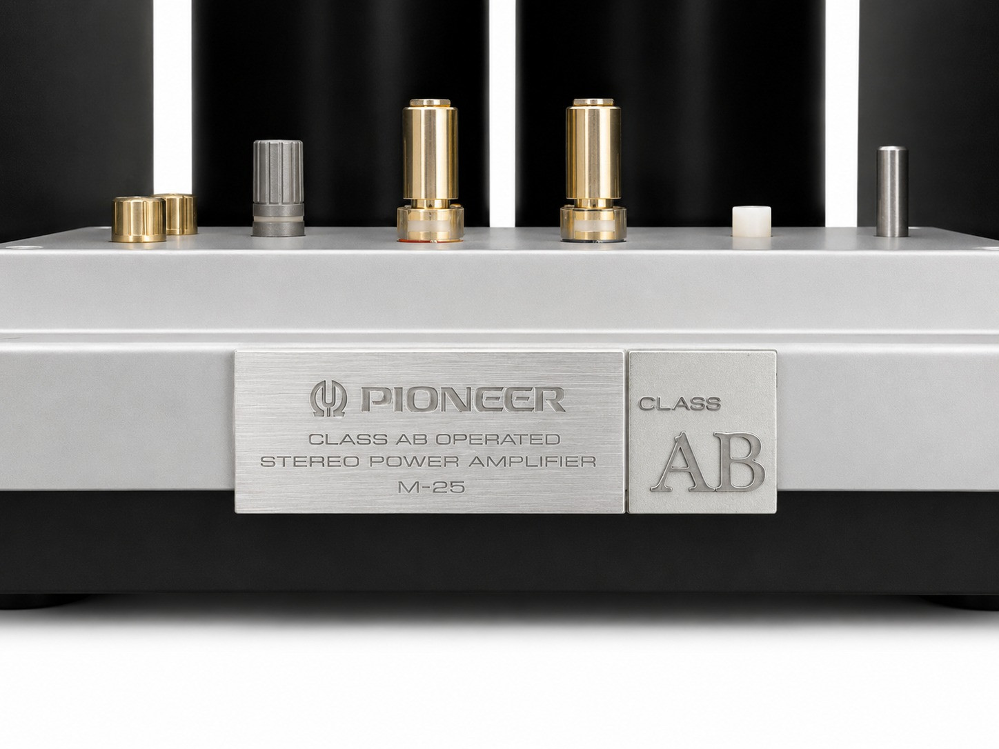 Pioneer m25 power amplifier