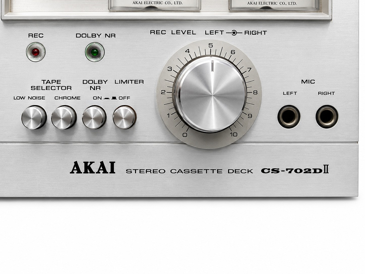 Akai stereo cassette deck CS-702DII