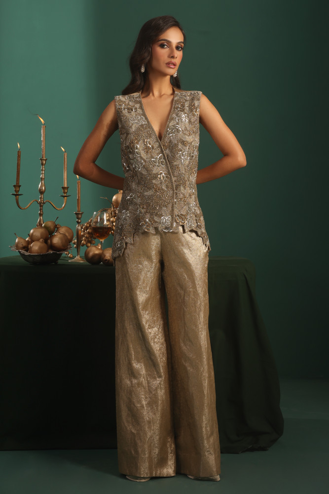 FLARE PANT WITH EMBROIDERED JACKET