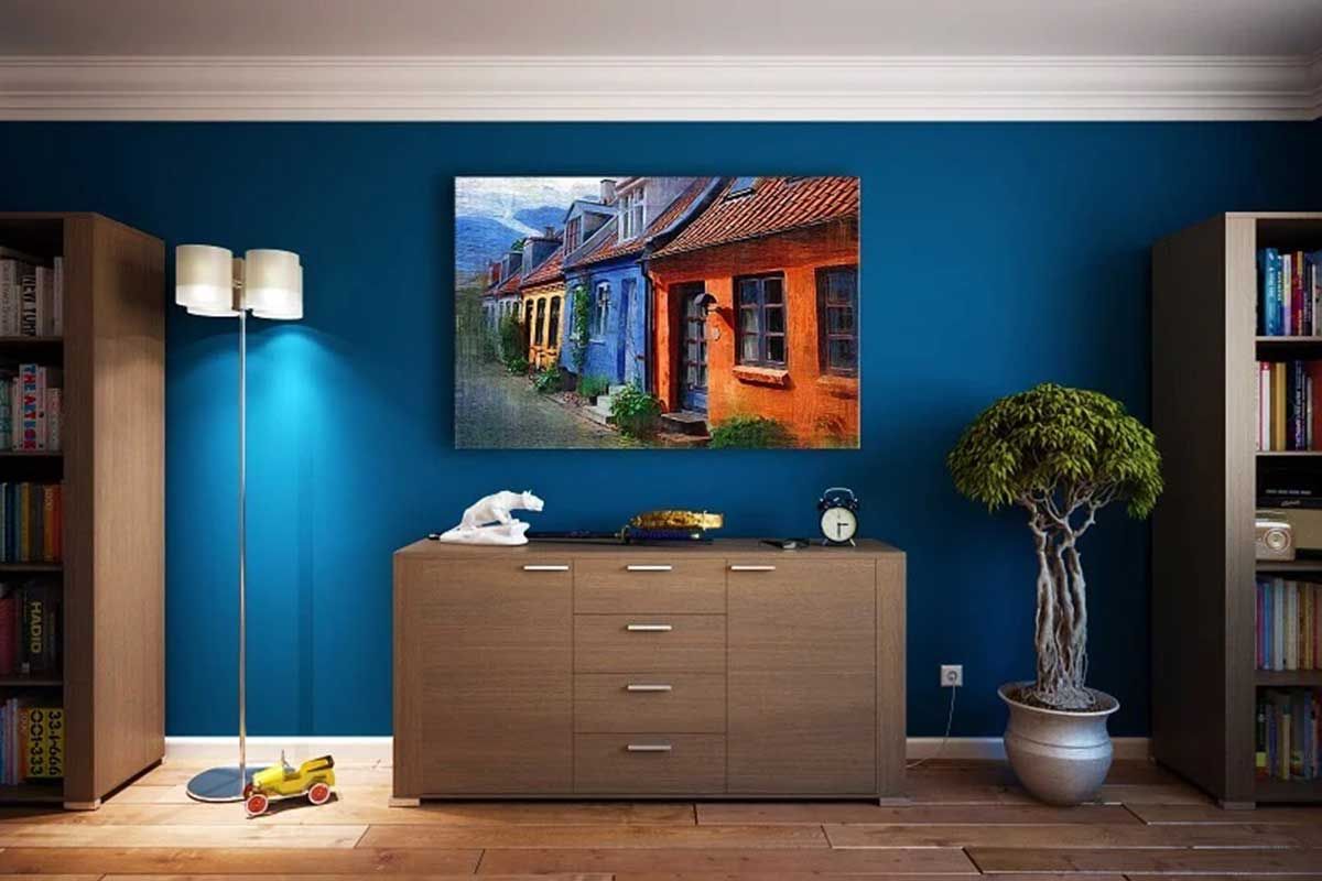 How to choose the paint and color of the walls in decoration