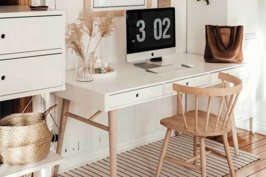 Decorate your home office for spring