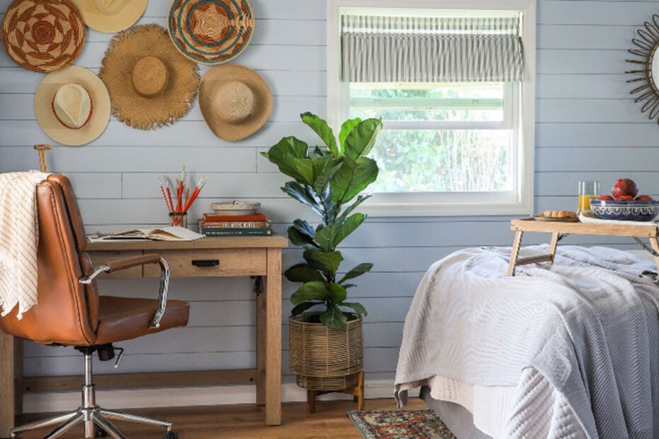 Basic tips for decorating a bedroom with a desk