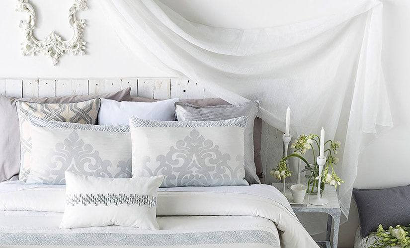 Choosing Decorative Pillows & Cushions For Your Home