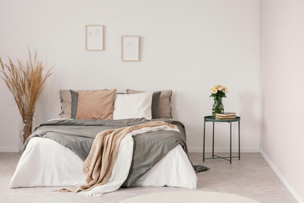 How to create a fantastic bedroom in neutral tones