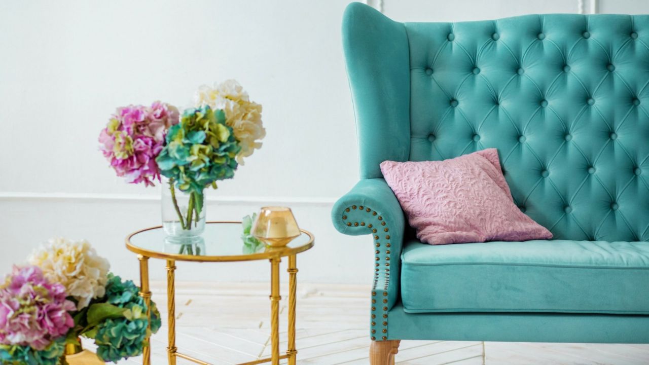 Textiles that will bring spring to your home