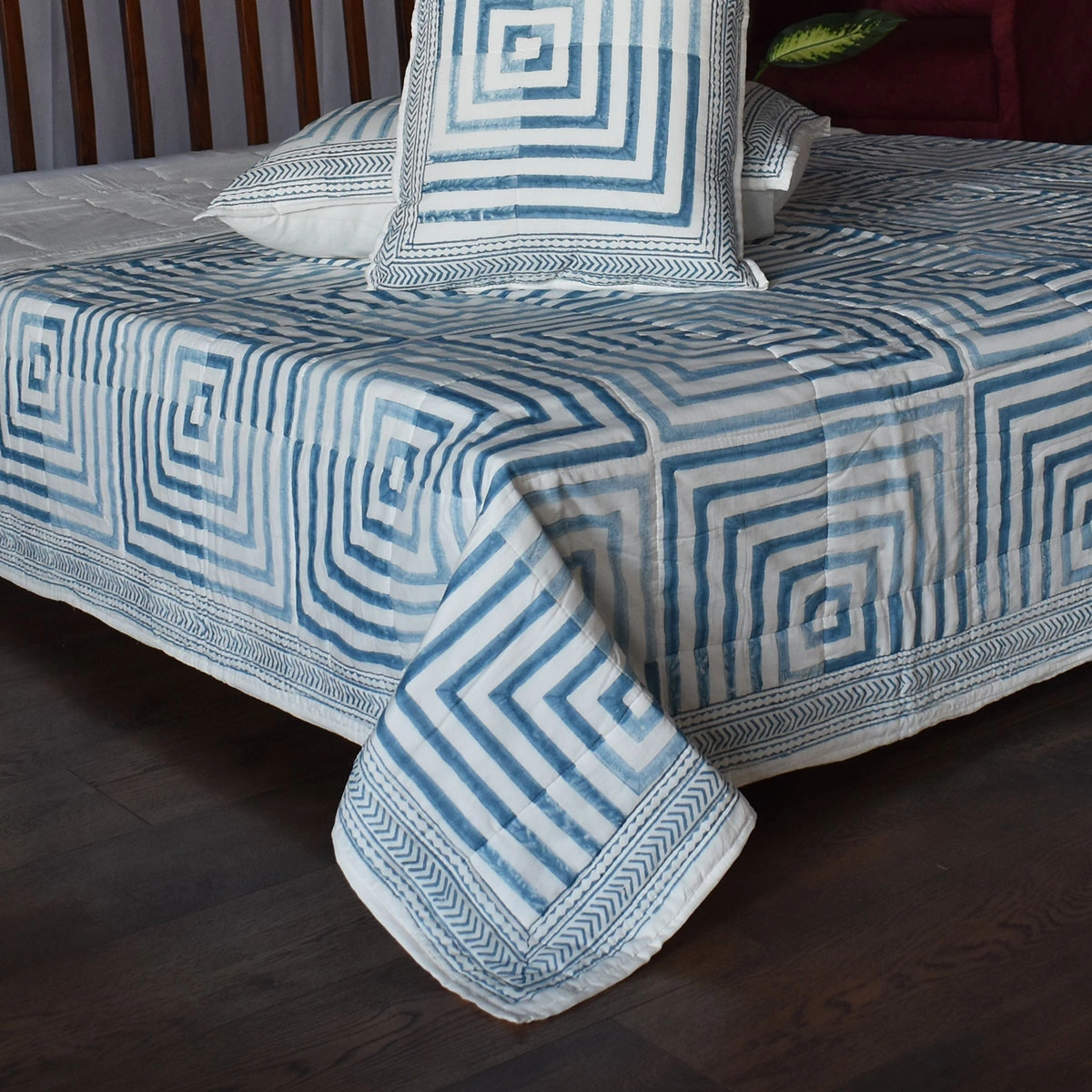 Quilted Bedspread Queen Size 100782