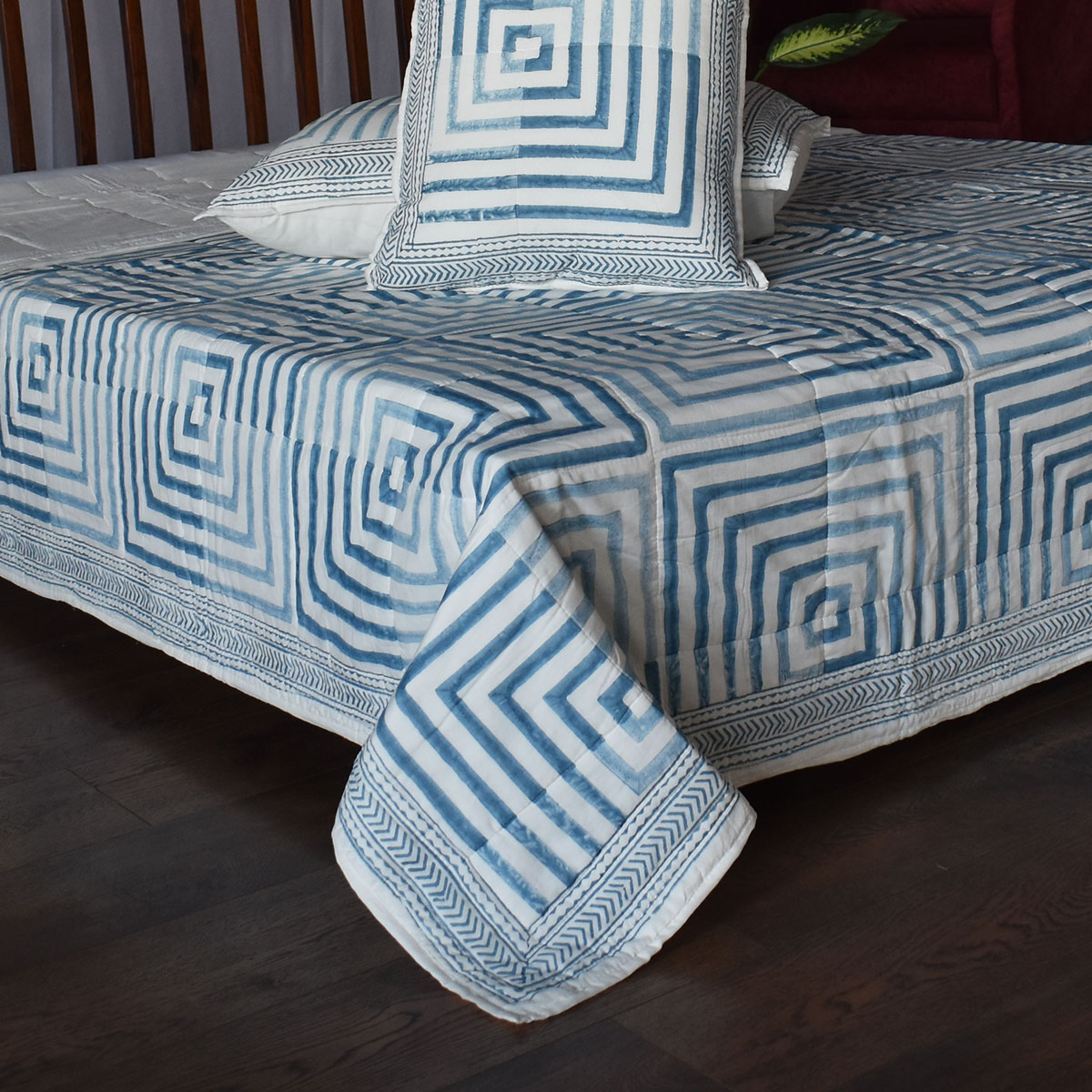 Quilted Bedspread Queen Size 100782