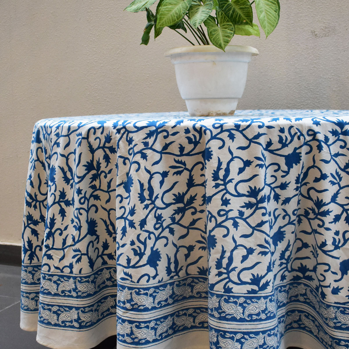 Round 220 cms Cotton French Design Table Cover Indigo Royale 202409