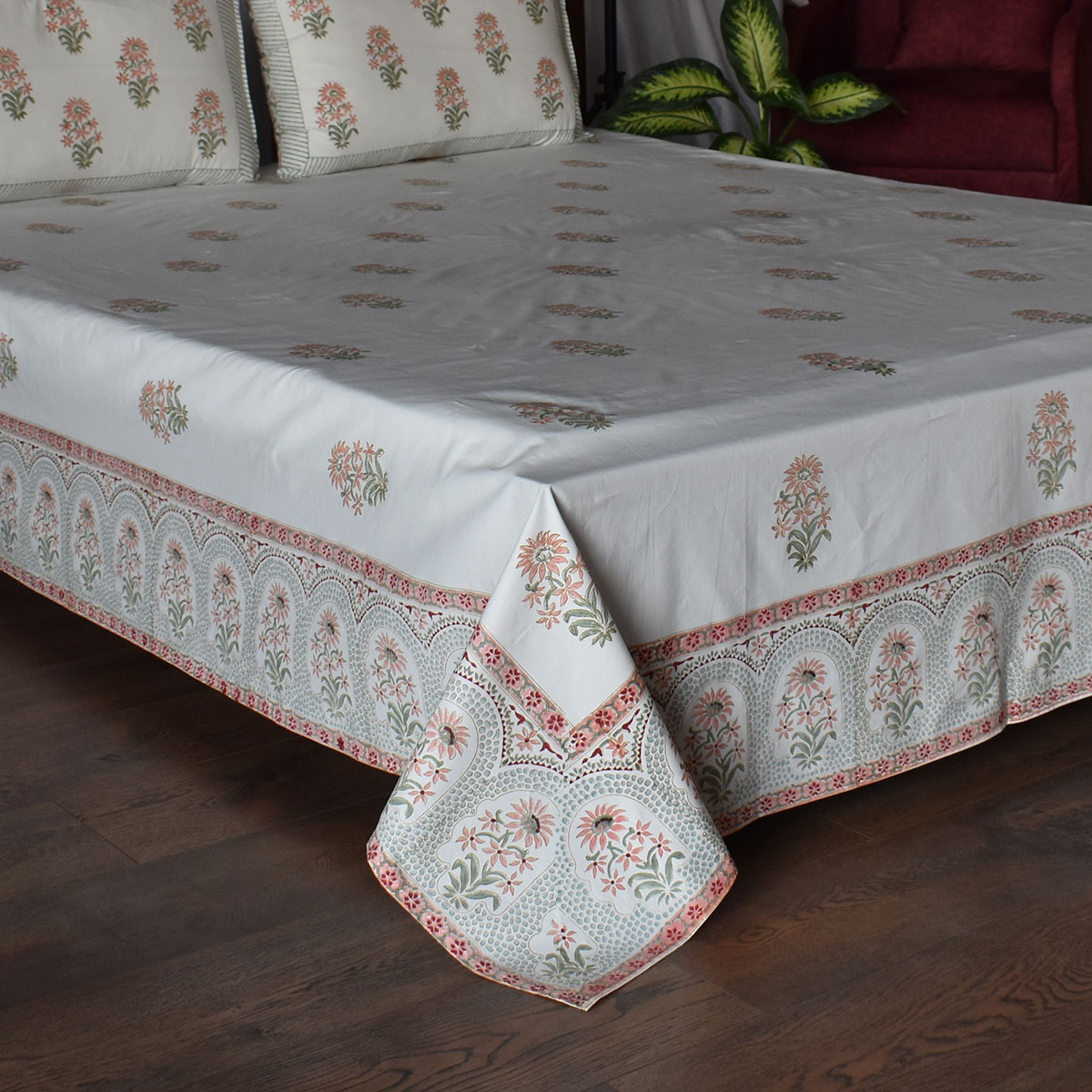 Queen Size Percale Fine Cotton Bedspread with 2 Pillow Cases 200063