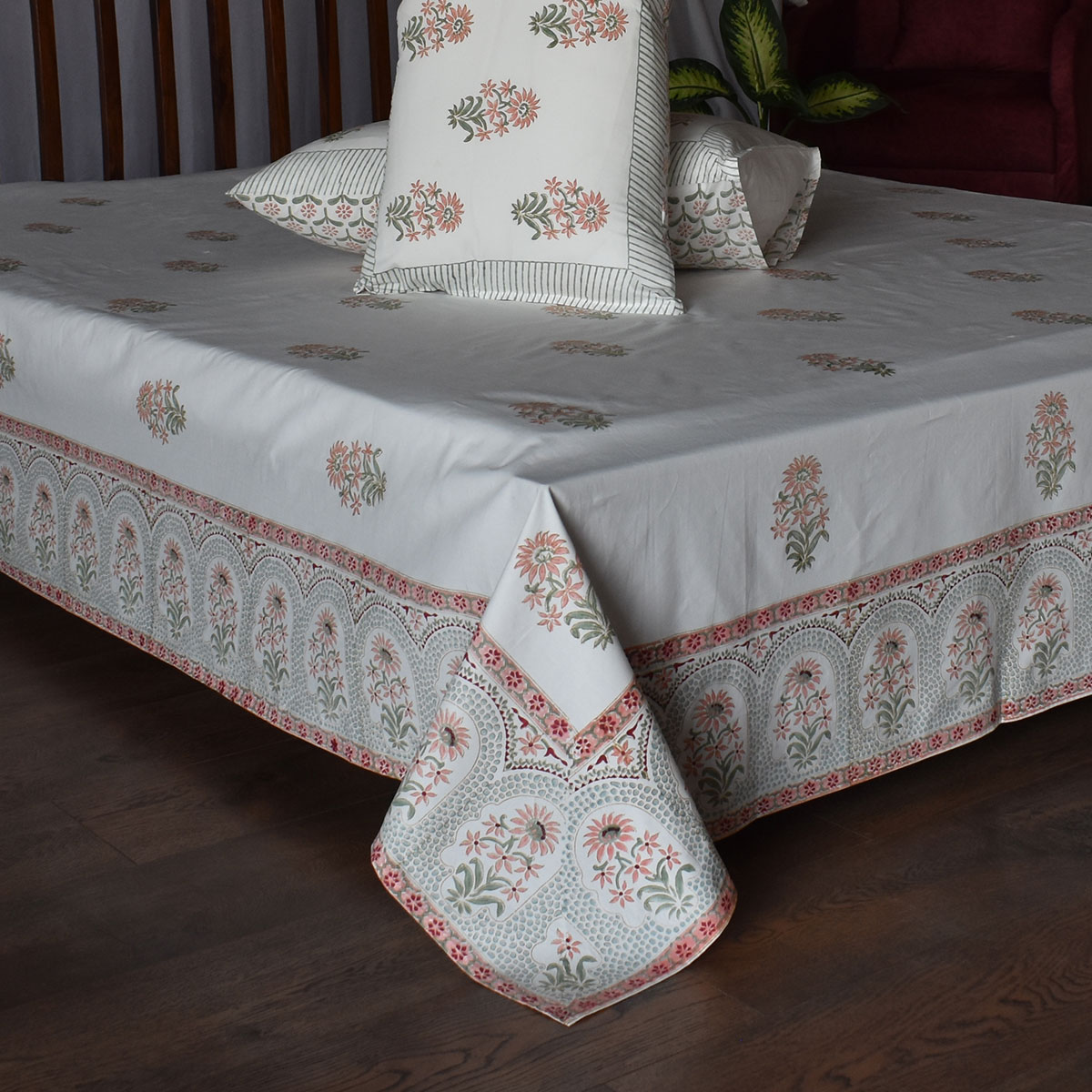 Queen Size Percale Fine Cotton Bedspread with 2 Pillow Cases 200063