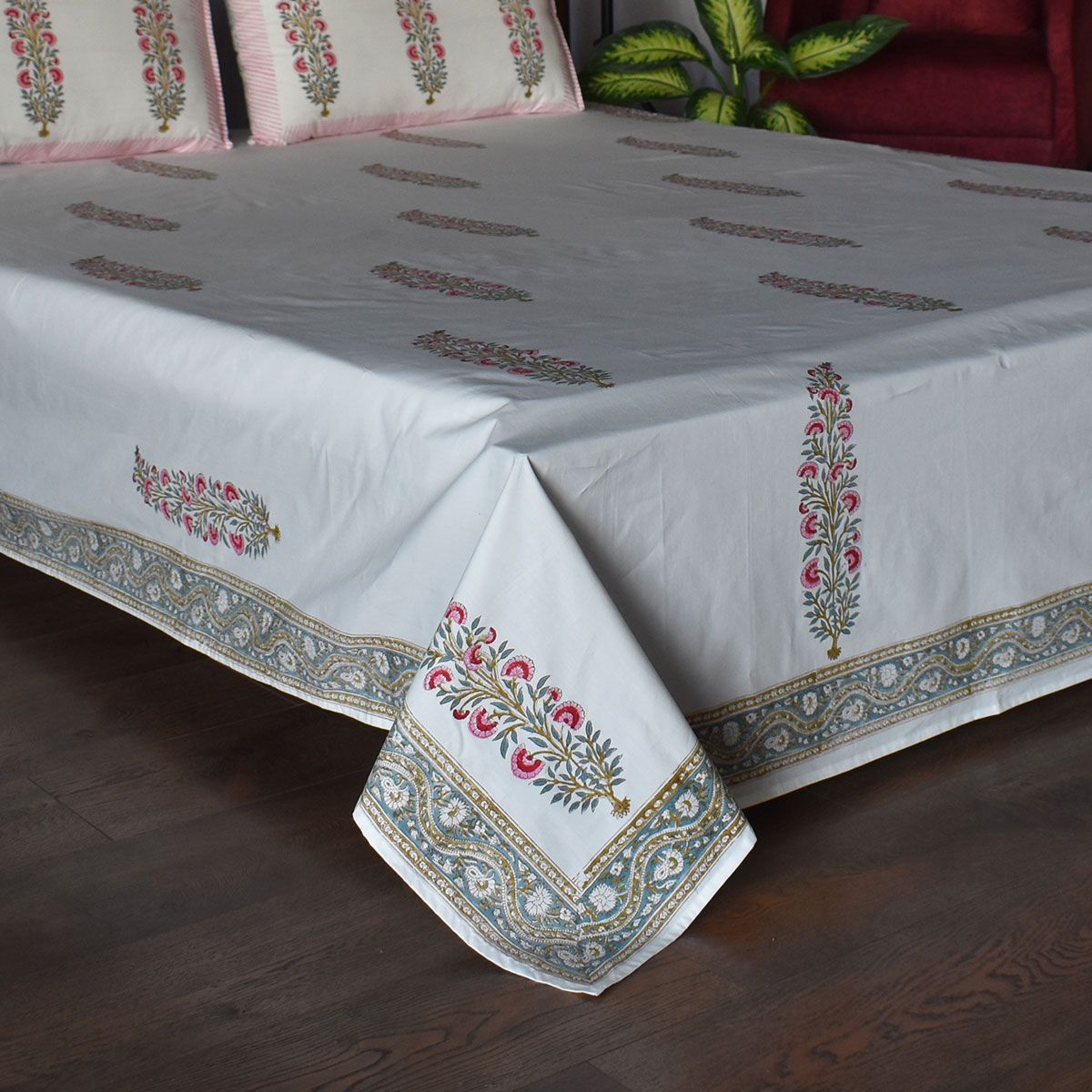 Queen Size Percale Fine Cotton Bedspread with 2 Pillow Cases 200085