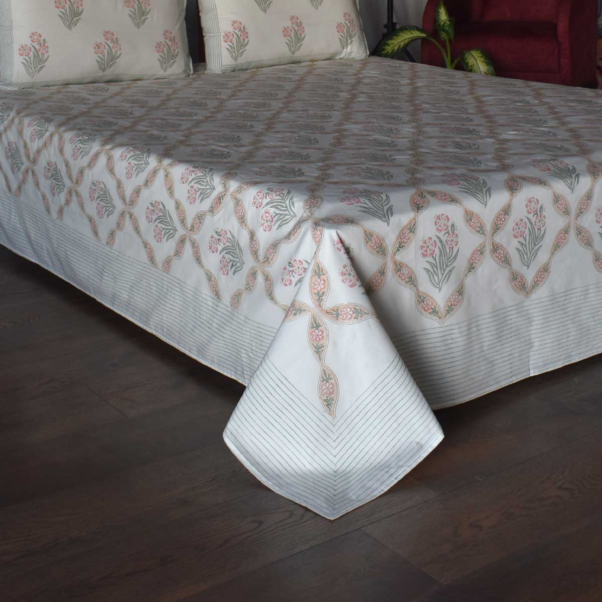 Queen Size Percale Fine Cotton Bedspread with 2 Pillow Cases 200090
