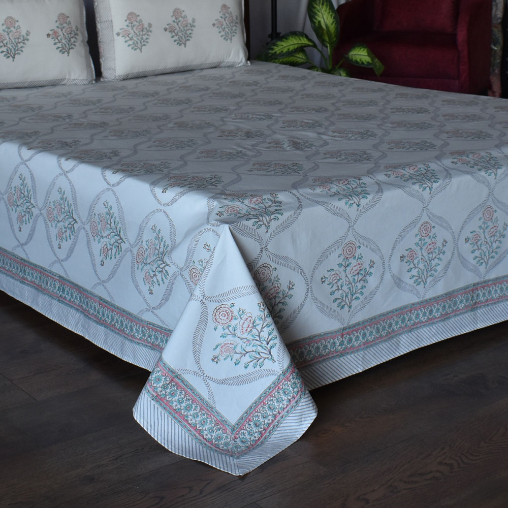 Image of King Size Block Printed Percale Fine Cotton Bedspread with 2 Pillow Cases  | 200796