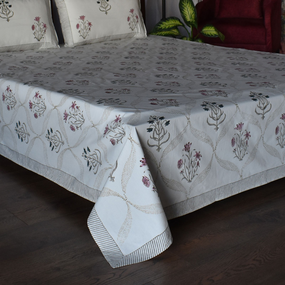 Image of King Size Block Printed Percale Fine Cotton Bedspread with 2 Pillow Cases  | 200838