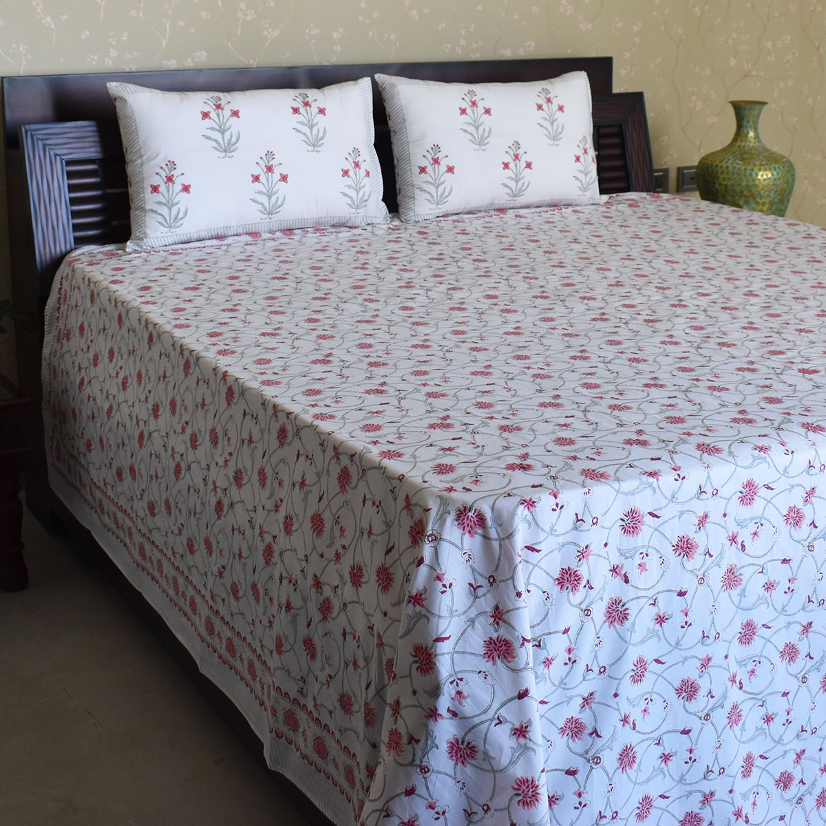 King Size Block Printed Percale Fine Cotton Bedspread with 2 Pillow Cases 200848