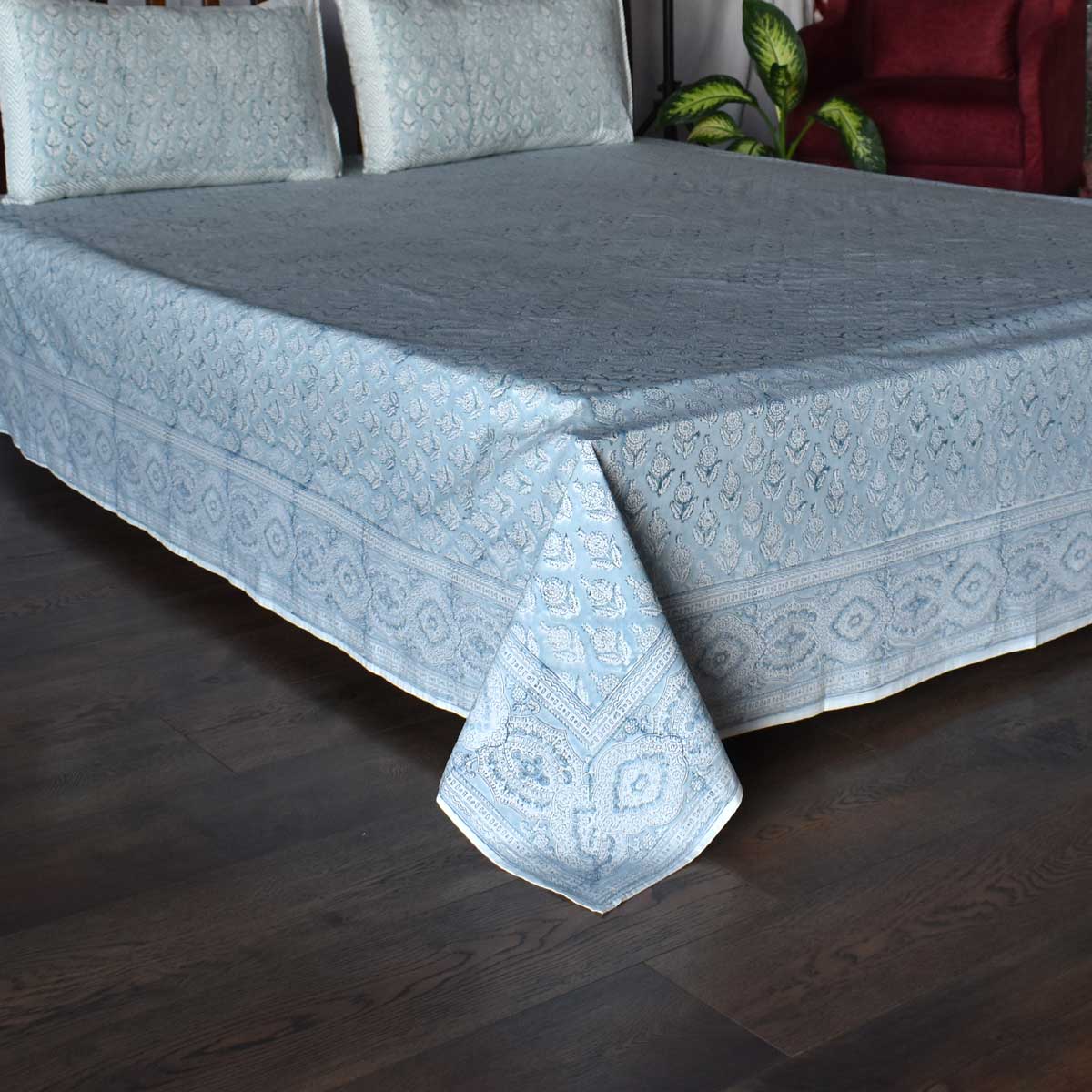 King Size Block Printed Percale Fine Cotton Bedspread with 2 Pillow Cases 200935