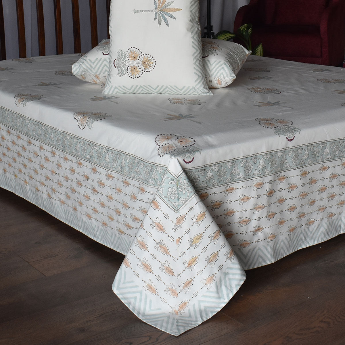 King Size Block Printed Percale Fine Cotton Bedspread with 2 Pillow Cases 200937