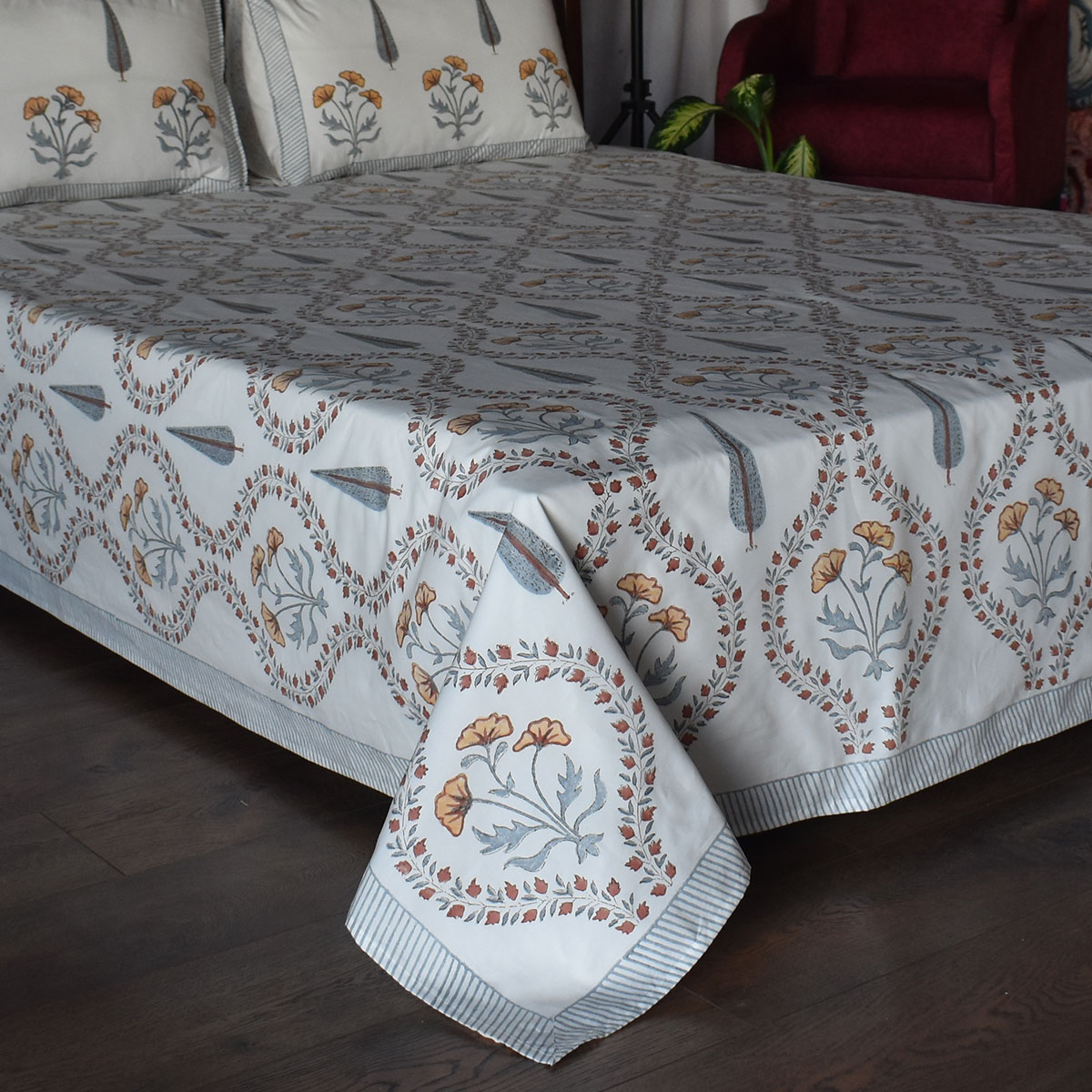 King Size Block Printed Percale Fine Cotton Bedspread with 2 Pillow Cases 200940