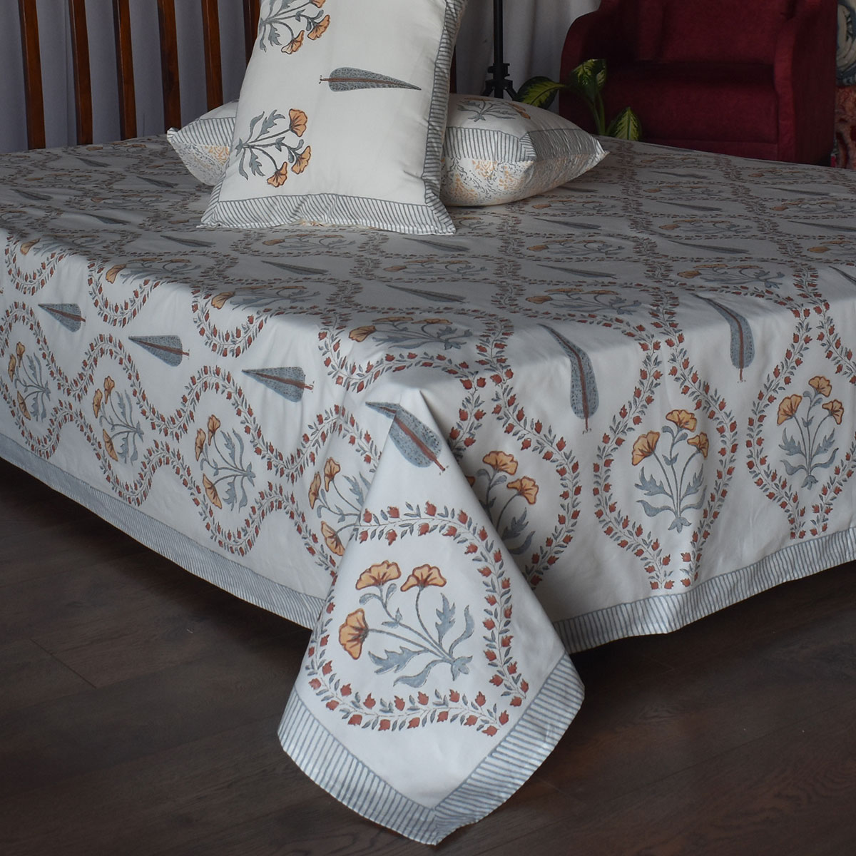 King Size Block Printed Percale Fine Cotton Bedspread with 2 Pillow Cases 200940
