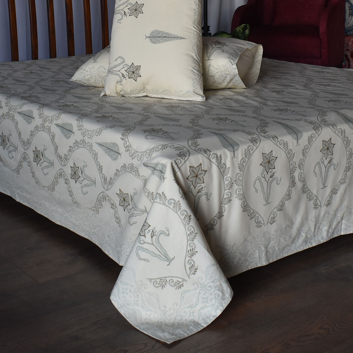 King Size Block Printed Percale Fine Cotton Bedspread with 2 Pillow Cases 200942